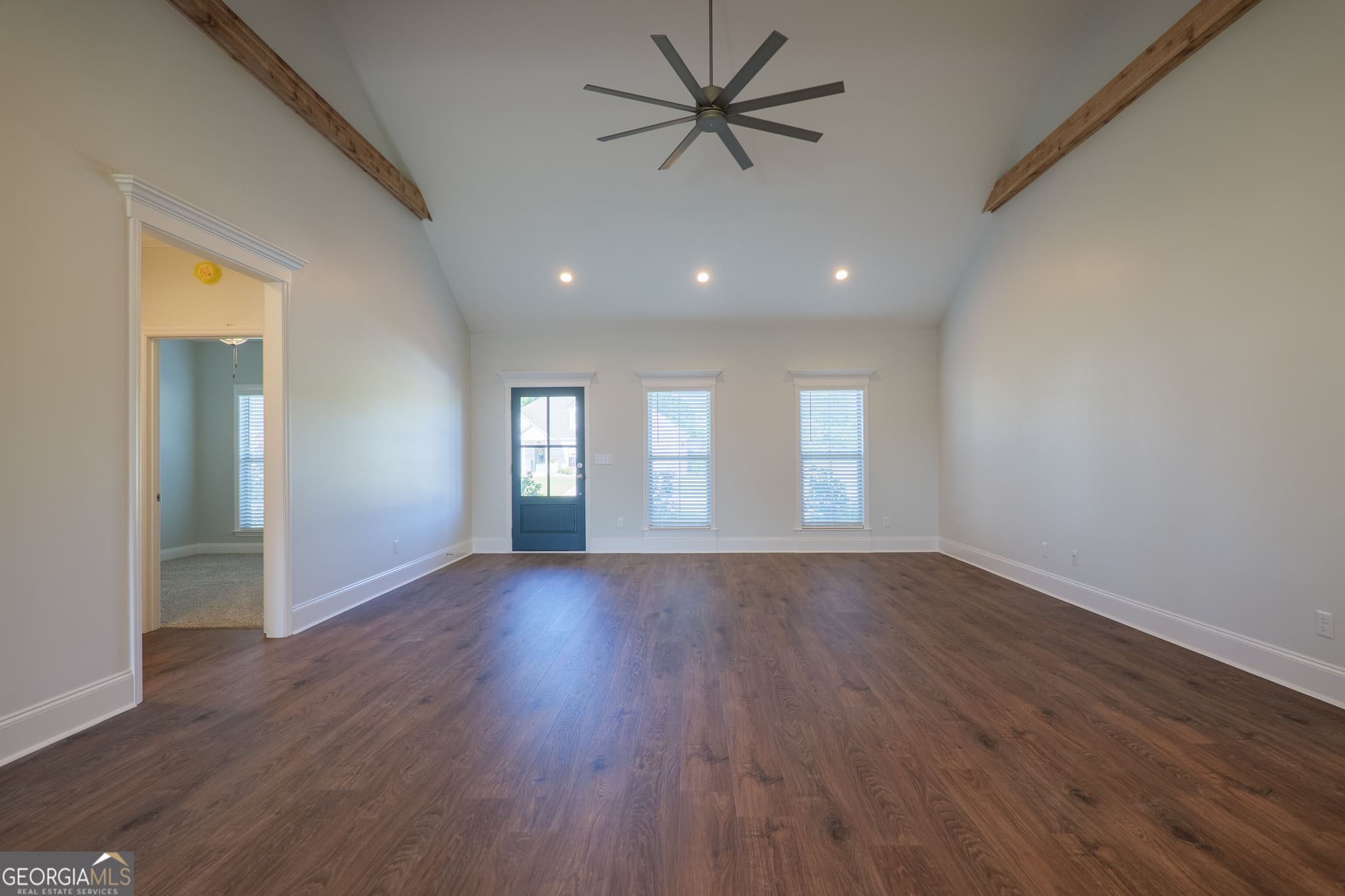 4 bedroom, 2.5 bathroom, 2,098 sq ft single family residence for sale at 3920 Bull Run, Valdosta, GA 31605 — photo 4
