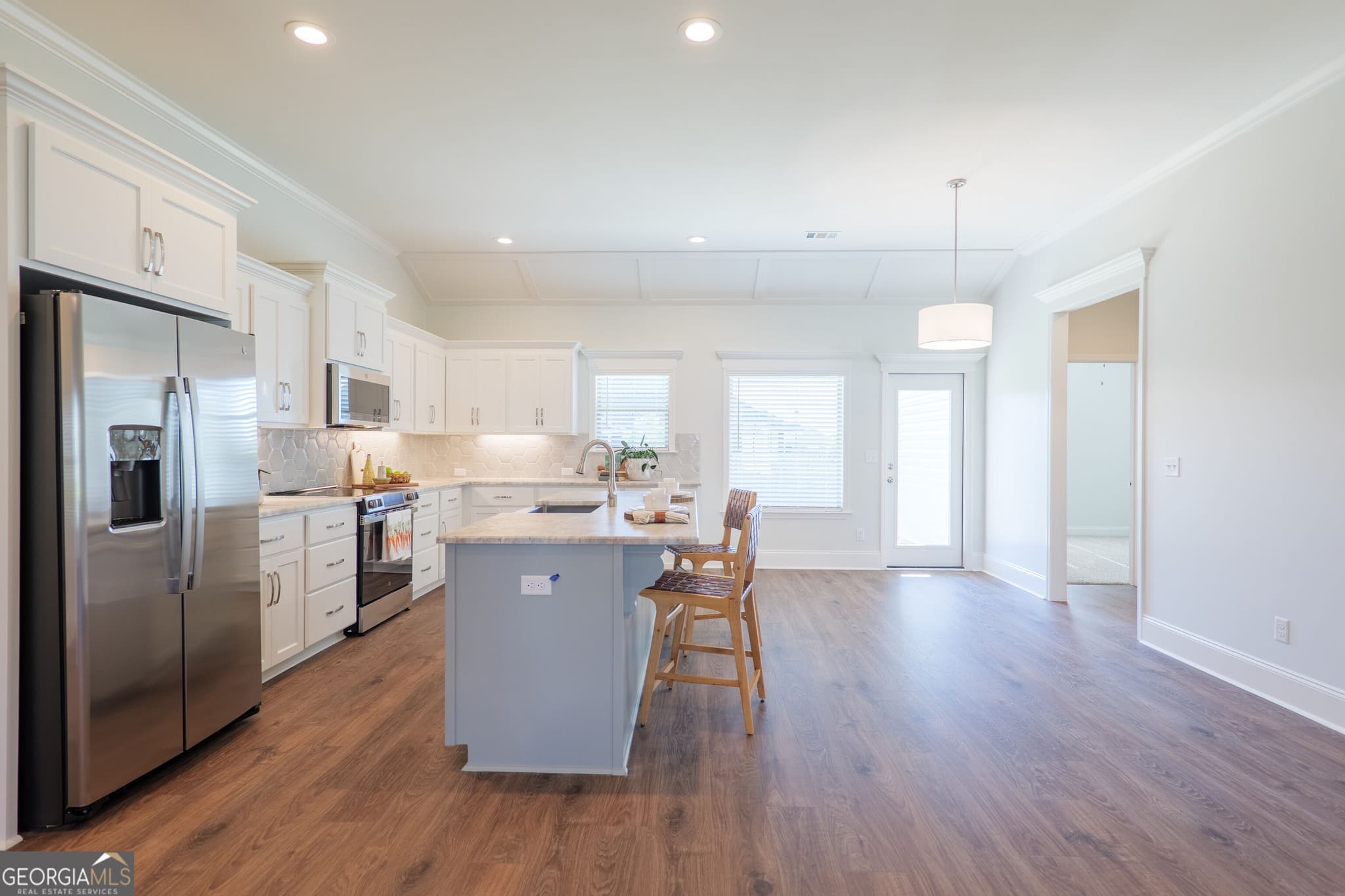 4 bedroom, 2.5 bathroom, 2,098 sq ft single family residence for sale at 3920 Bull Run, Valdosta, GA 31605 — photo 8