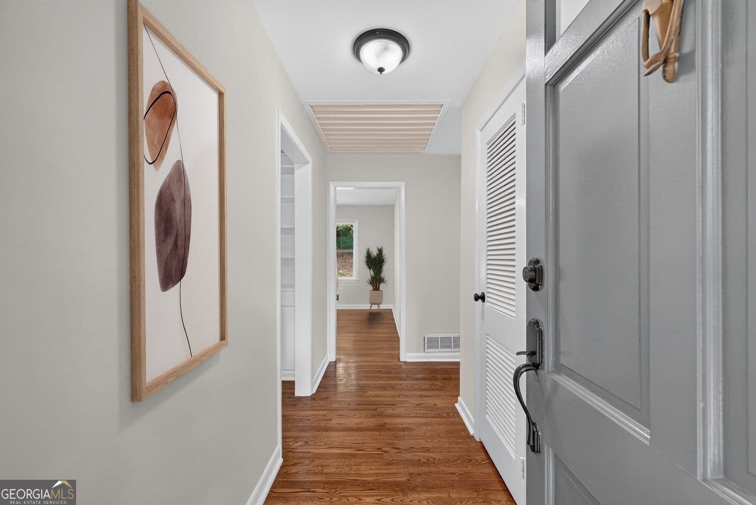 2 bedroom, 2 bathroom, 1,267 sq ft single family residence for sale at 3268 N Druid Hills Road, Decatur, GA 30033 — photo 2
