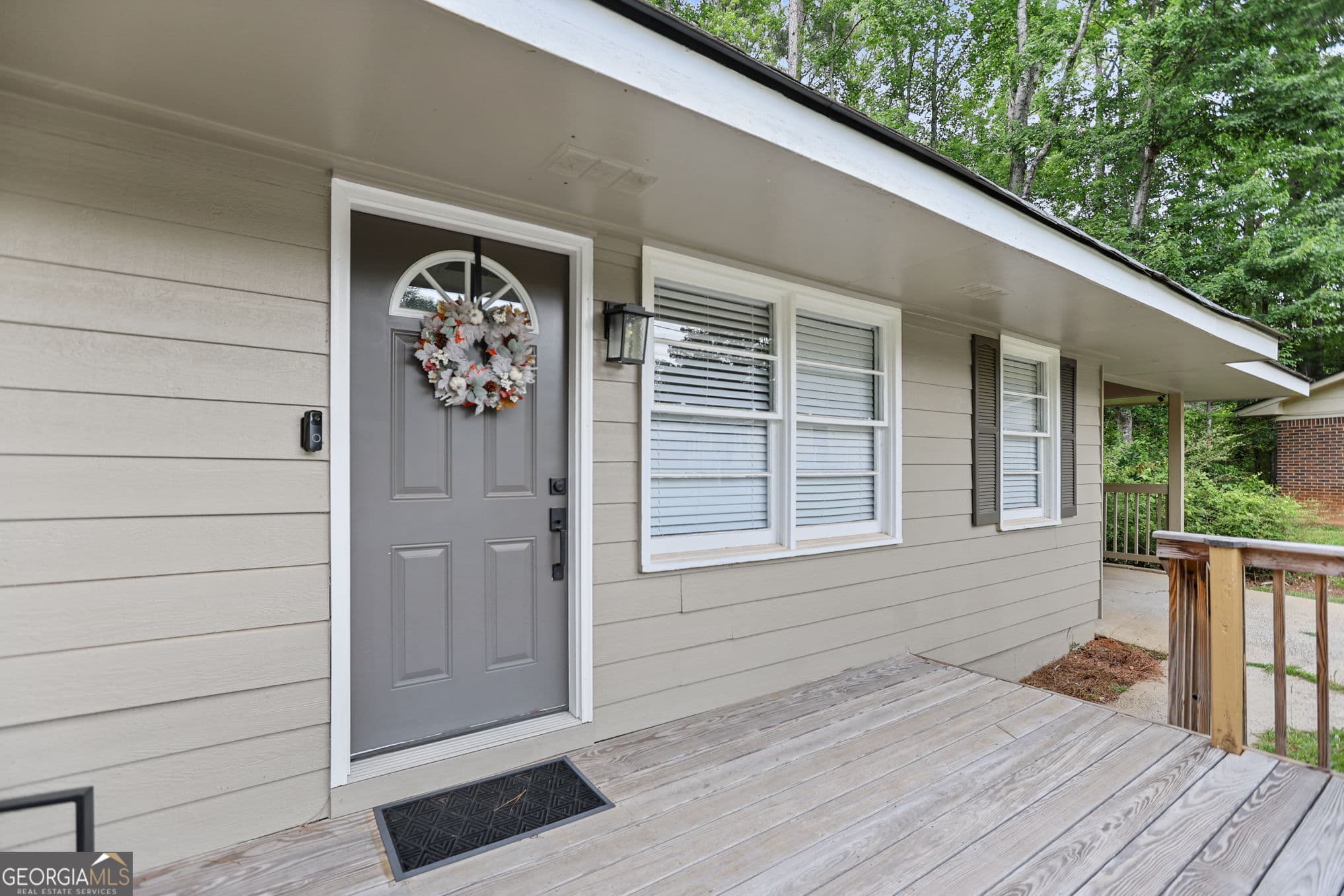 3 bedroom, 2 bathroom, 962 sq ft single family residence for sale at 9 W Park Court, Newnan, GA 30263 — photo 5