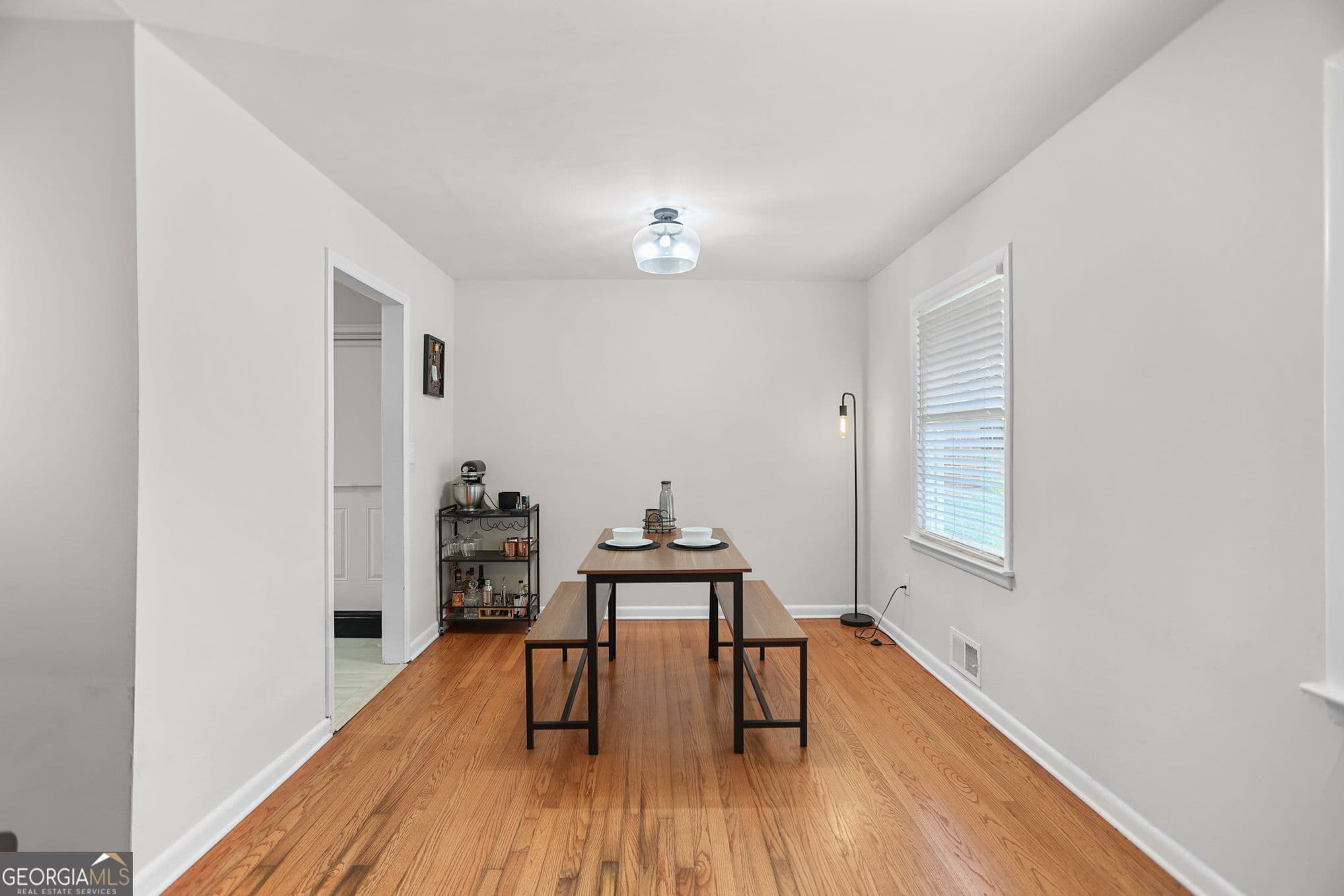3 bedroom, 2 bathroom, 962 sq ft single family residence for sale at 9 W Park Court, Newnan, GA 30263 — photo 10