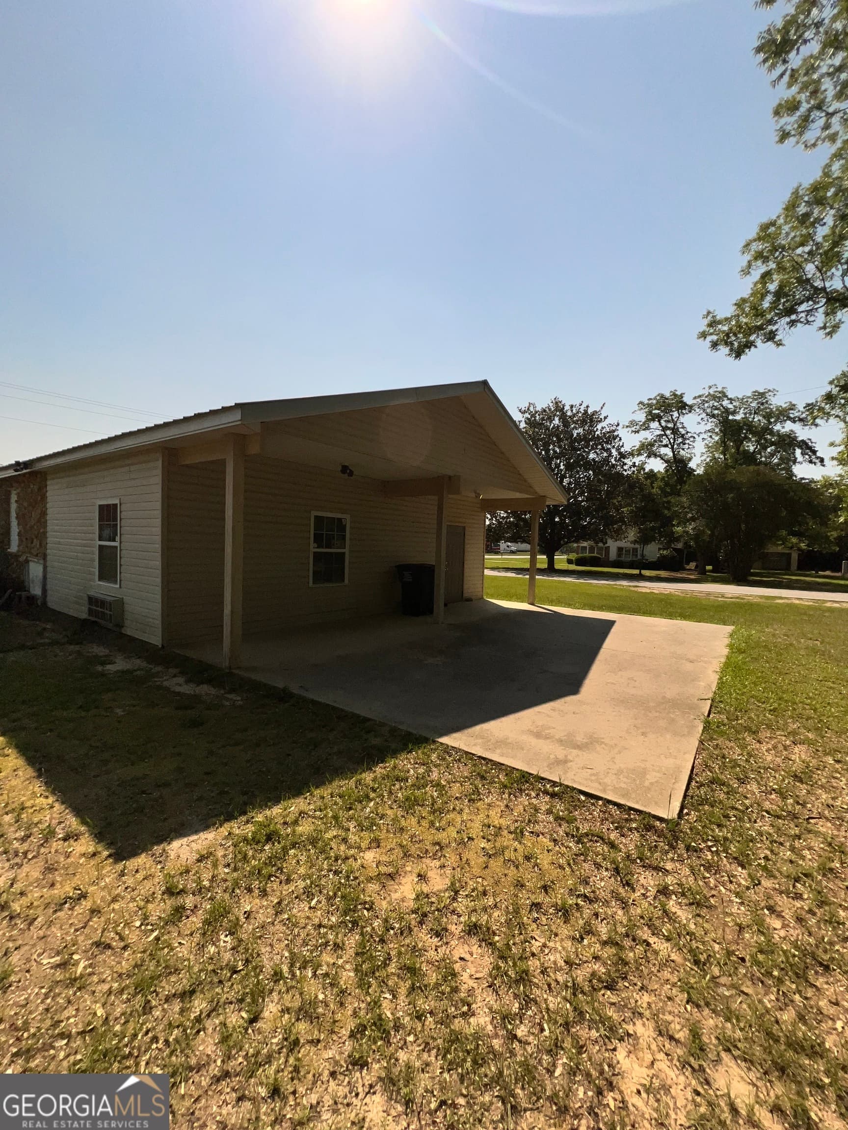 1 bedroom, 2 bathroom, 1,568 sq ft single family residence for sale at 121 Coleman Avenue, East Dublin, GA 31027 — photo 4