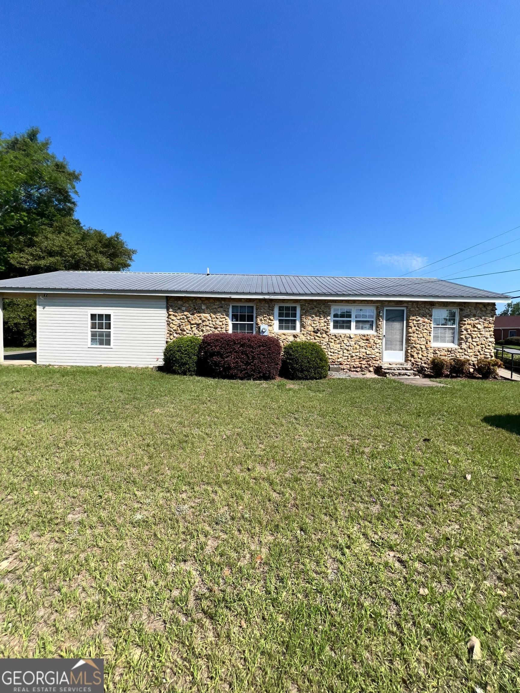 1 bedroom, 2 bathroom, 1,568 sq ft single family residence for sale at 121 Coleman Avenue, East Dublin, GA 31027 — photo 8
