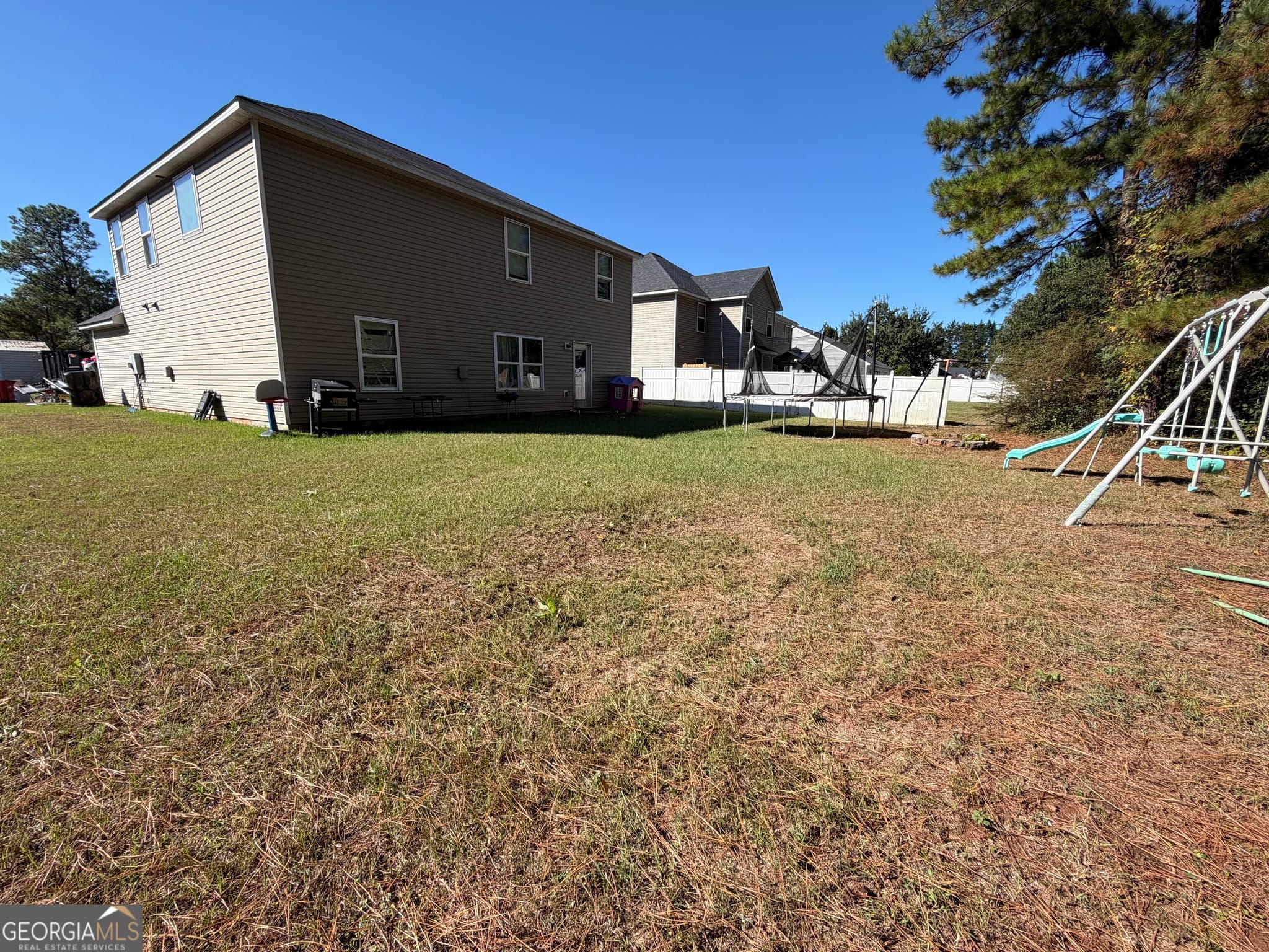 4 bedroom, 3 bathroom, 2,495 sq ft single family residence for sale at 110 Arbor Creek, Warner Robins, GA 31093 — photo 10