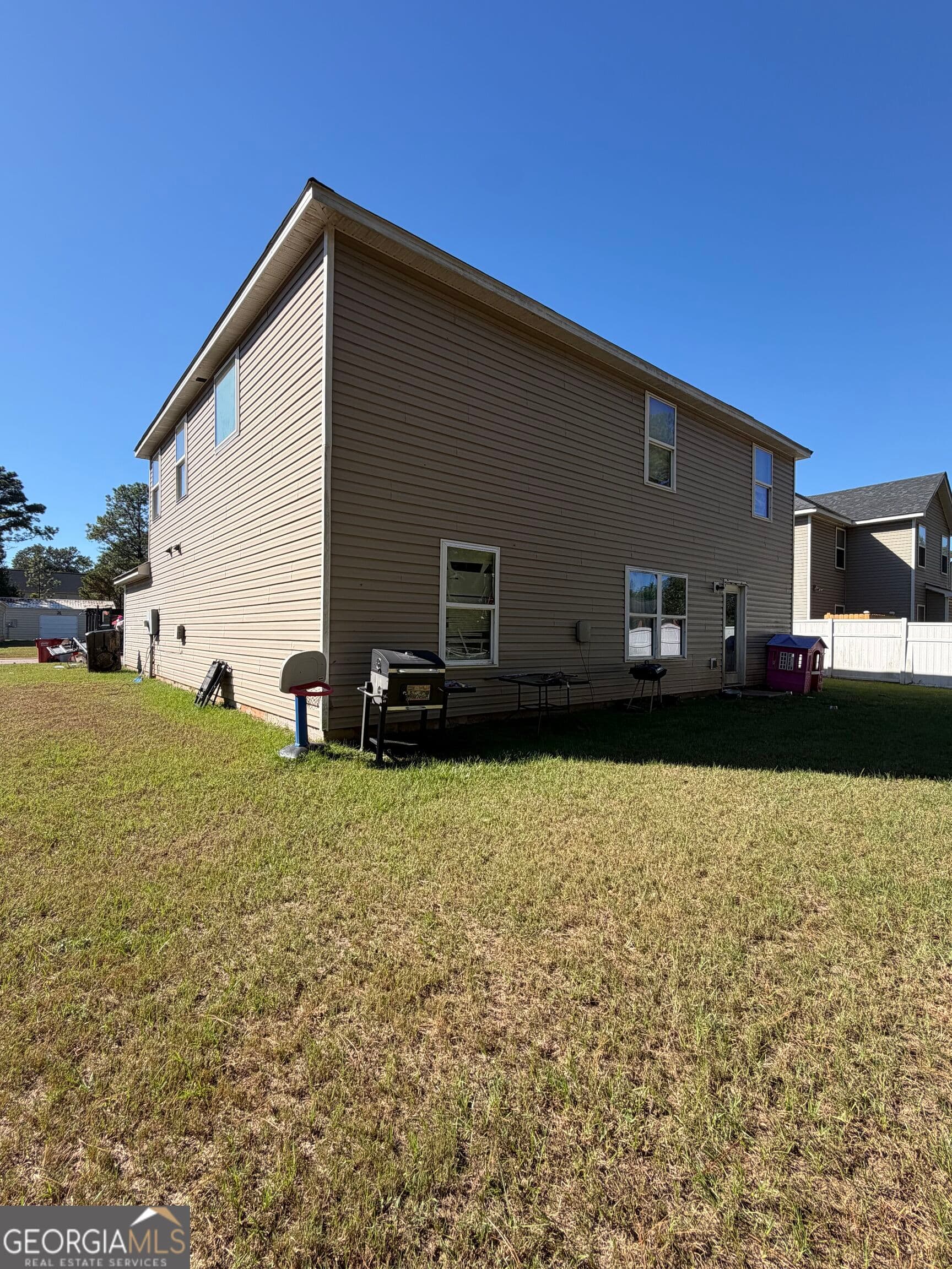 4 bedroom, 3 bathroom, 2,495 sq ft single family residence for sale at 110 Arbor Creek, Warner Robins, GA 31093 — photo 8