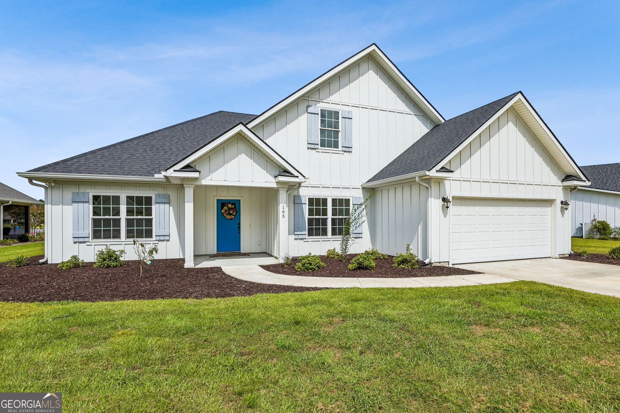 5 bedroom, 3 bathroom, 2,165 sq ft single family residence for sale at 165 Allie Loop, Brunswick, GA 31525 — photo 2