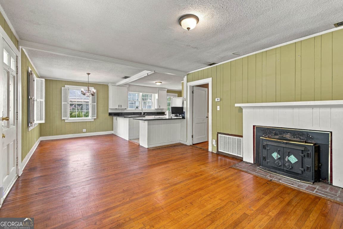 3 bedroom, 1.5 bathroom, 1,312 sq ft single family residence under contract at 1222 Pine Avenue, Brunswick, GA 31520 — photo 7