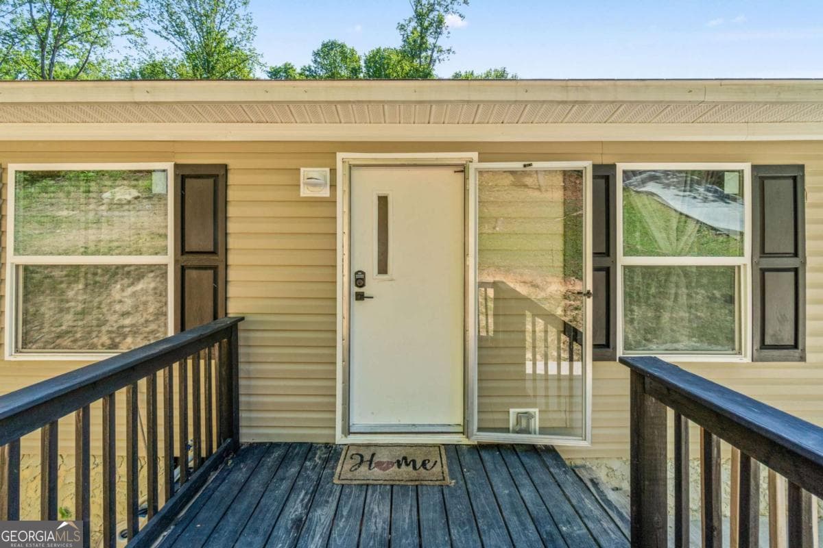 3 bedroom, 2 bathroom, 1,680 sq ft manufactured home,single family residence for sale at 2261 Barnes Drive, Gainesville, GA 30507 — photo 2