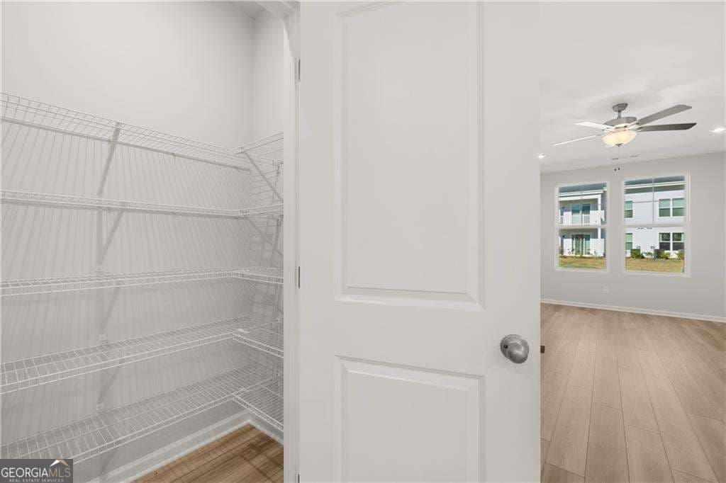 3 bedroom, 2.5 bathroom townhouse for sale at 119 Park Ridge Circle 102, Emerson, GA 30137 — photo 6