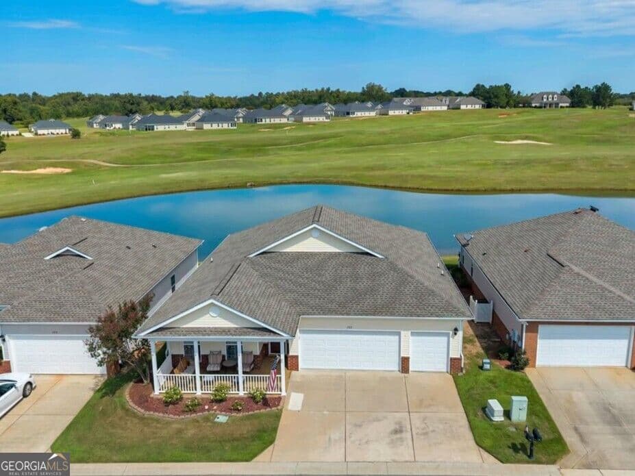 2 bedroom, 2 bathroom, 1,796 sq ft single family residence for sale at 302 S Houston Springs Boulevard, Perry, GA 31069