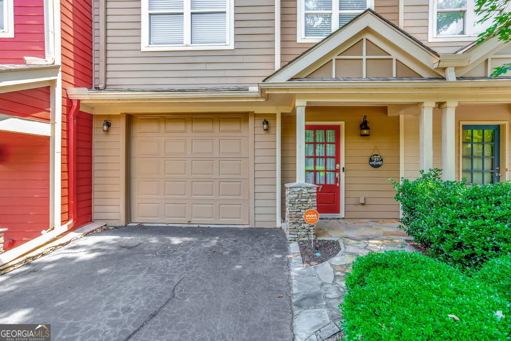 3 bedroom, 2.5 bathroom, 2,418 sq ft townhouse for rent at 1226 E Bowersville Highway 7, Hartwell, GA 30643 for $2,500 a month — photo 1 of 42