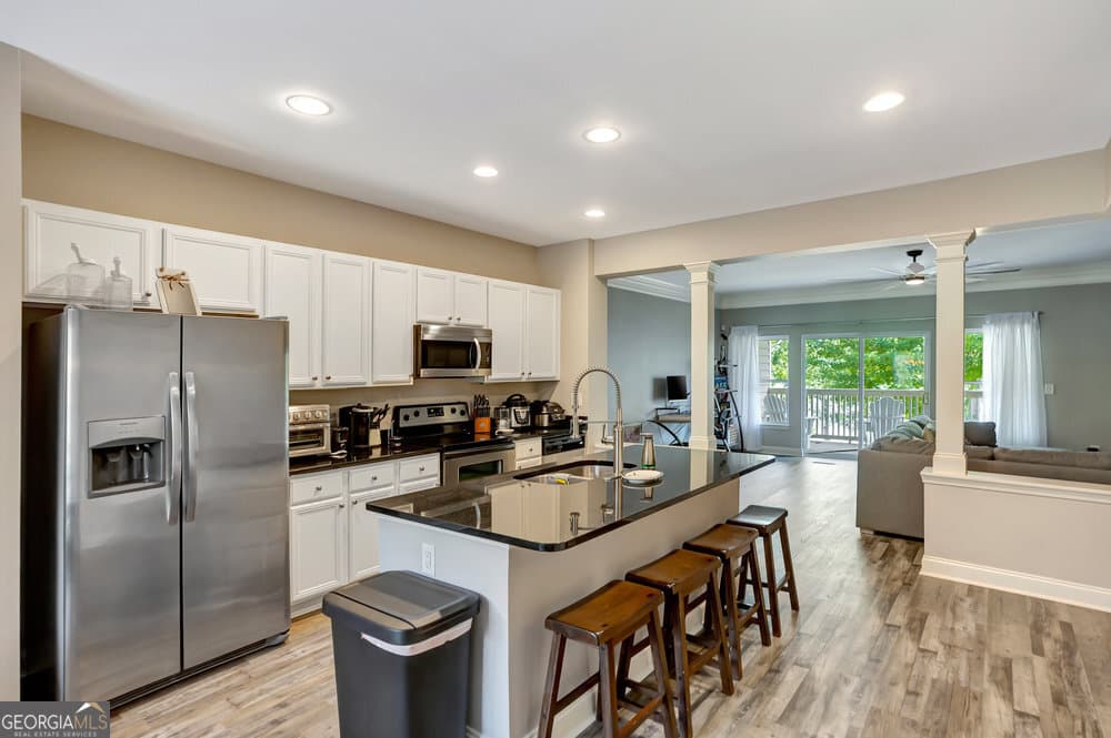 3 bedroom, 2.5 bathroom, 2,418 sq ft townhouse for rent at 1226 E Bowersville Highway 7, Hartwell, GA 30643 for $2,500 a month — photo 8