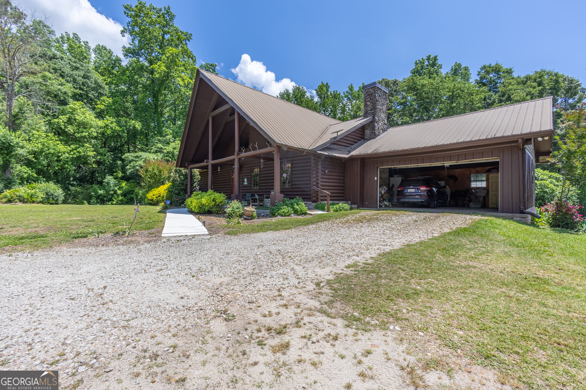 3 bedroom, 2 bathroom, 2,304 sq ft single family residence for sale at 16506 County Road 82, Newell, AL 36280 — photo 2