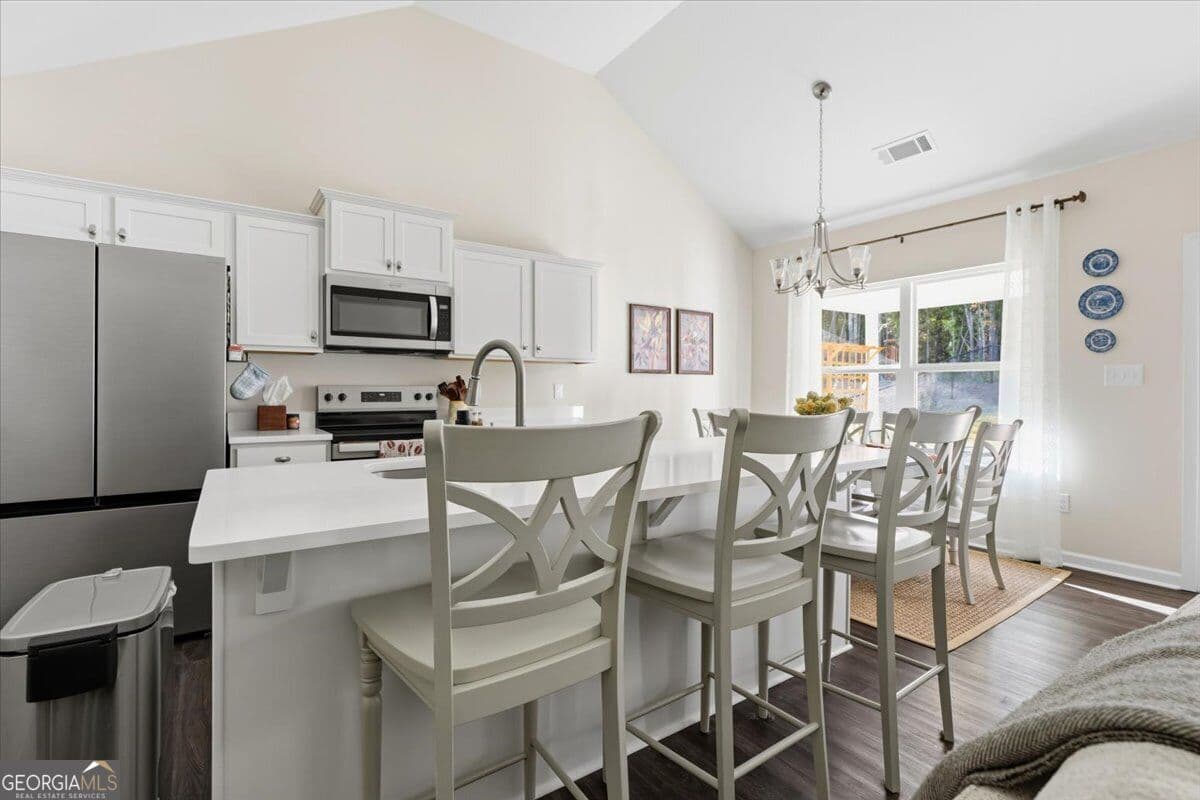 4 bedroom, 3 bathroom, 1,719 sq ft single family residence for sale at 126 Allen Green Drive, Gray, GA 31032 — photo 7