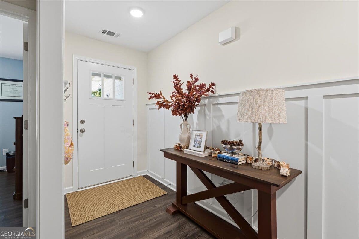 4 bedroom, 3 bathroom, 1,719 sq ft single family residence for sale at 126 Allen Green Drive, Gray, GA 31032 — photo 3