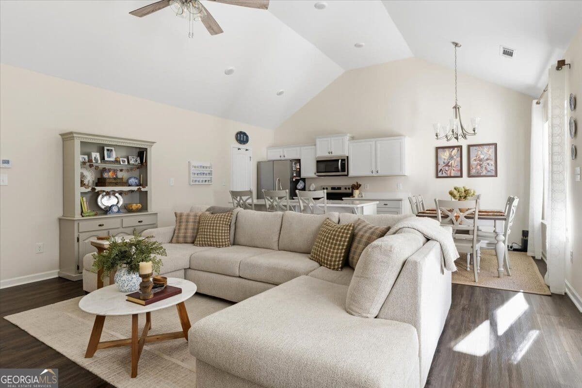 4 bedroom, 3 bathroom, 1,719 sq ft single family residence for sale at 126 Allen Green Drive, Gray, GA 31032 — photo 5