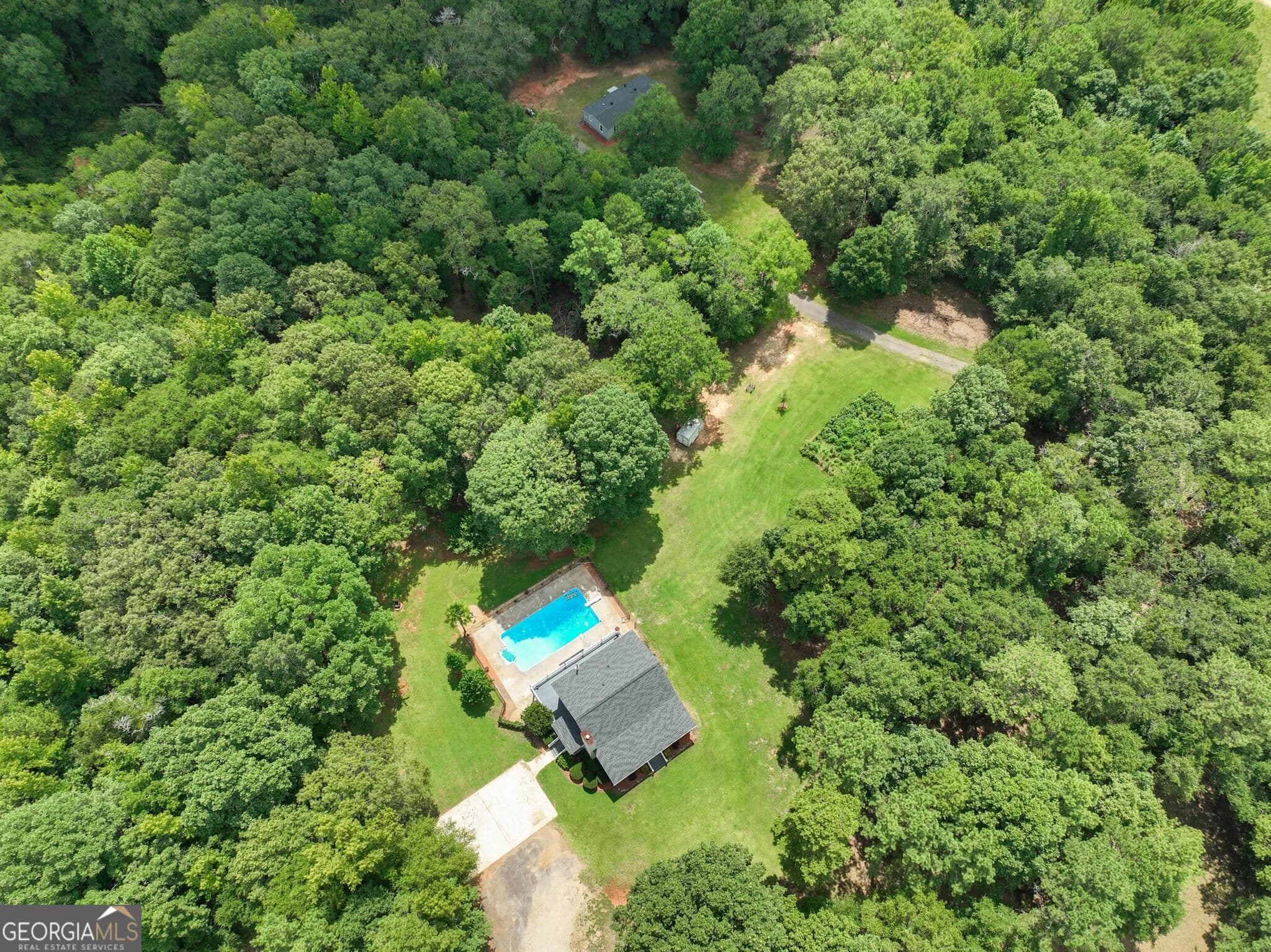 4 bedroom, 3.5 bathroom, 2,970 sq ft single family residence for sale at 350 E Harp Road, Thomaston, GA 30286 — photo 8