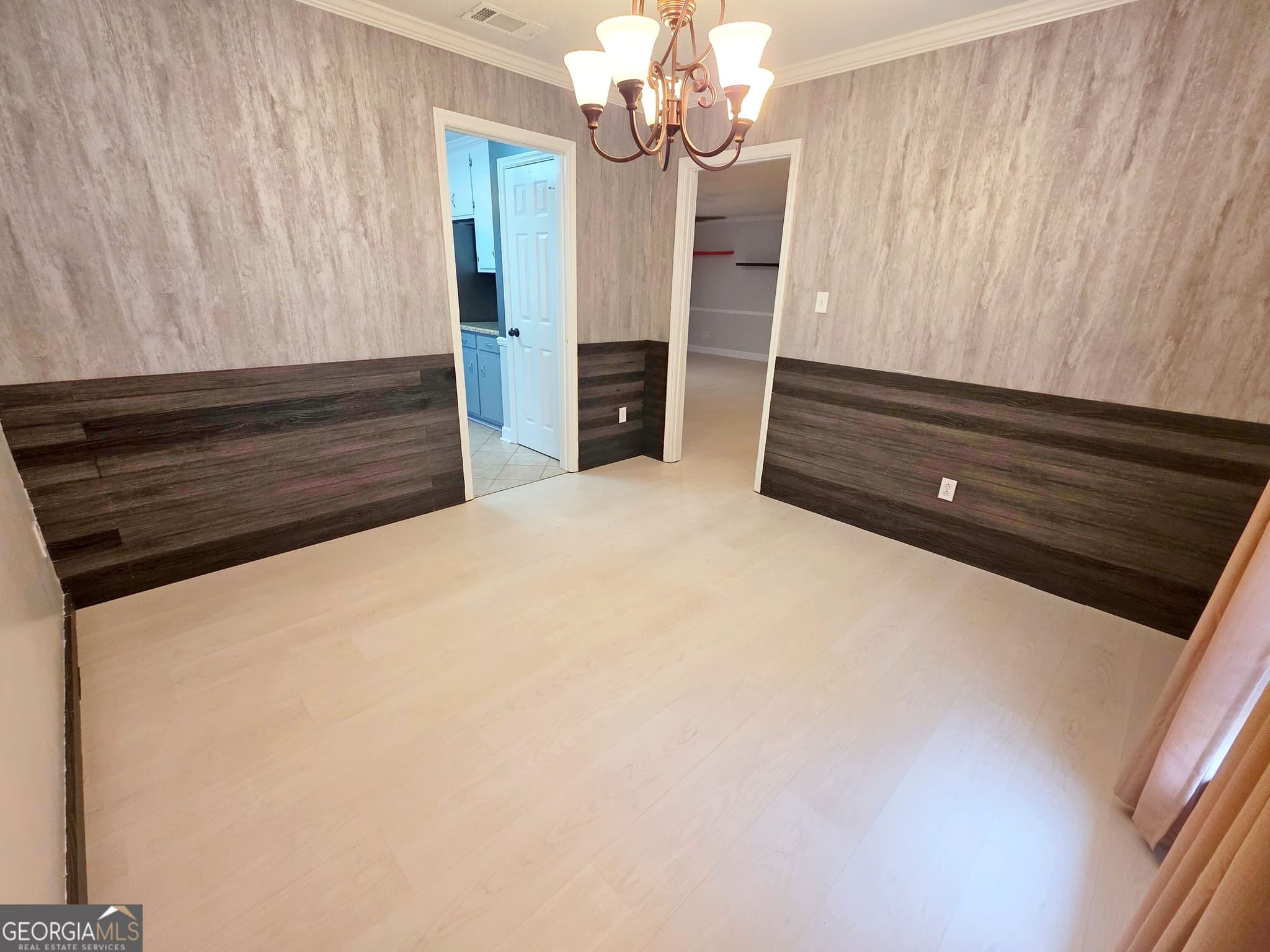 3 bedroom, 2 bathroom, 1,587 sq ft single family residence for sale at 110 Maggie Court, Leesburg, GA 31763 — photo 7