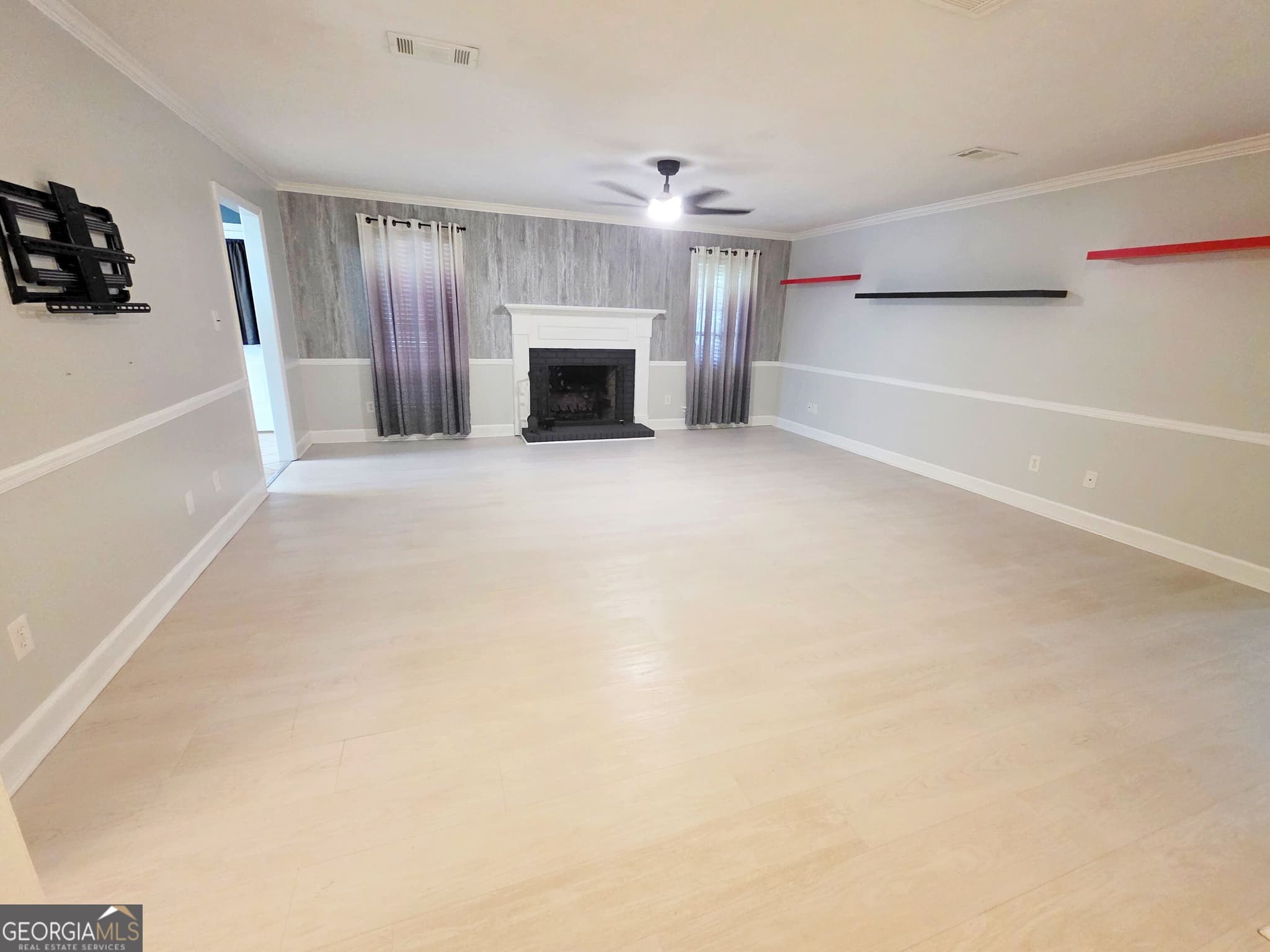 3 bedroom, 2 bathroom, 1,587 sq ft single family residence for sale at 110 Maggie Court, Leesburg, GA 31763 — photo 3