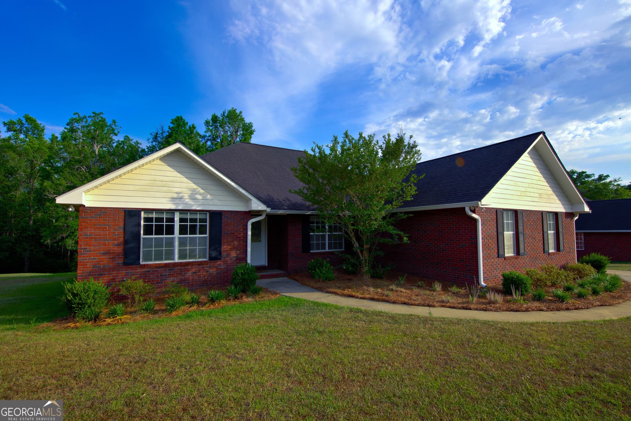 4 bedroom, 2 bathroom single family residence sold at 494 Carrington Circle, Thomasville, GA 31757