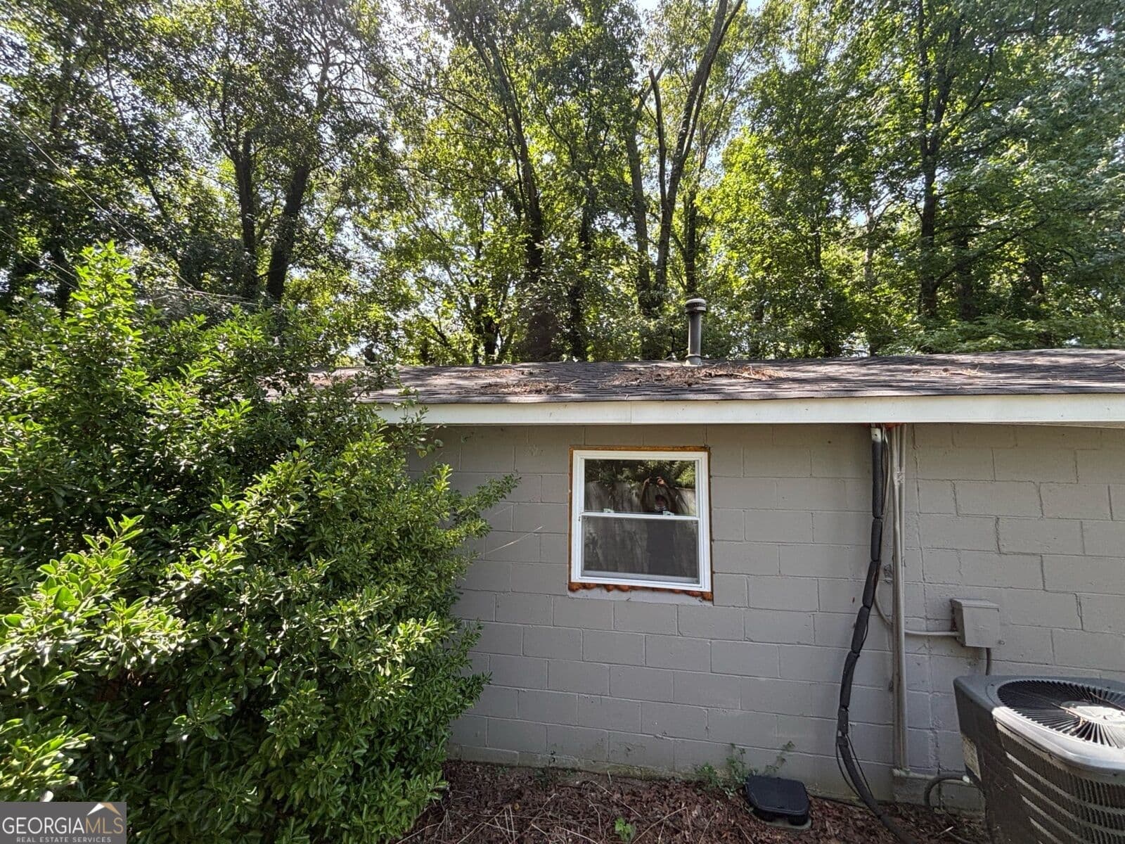 2 bedroom, 1 bathroom, 864 sq ft single family residence for sale at 6366 Gordon Street, Lithia Springs, GA 30122 — photo 3