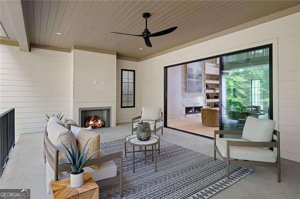 6 bedroom, 6.5 bathroom, 4,900 sq ft single family residence for sale at 4901 Cambridge Drive, Dunwoody, GA 30338 — photo 9