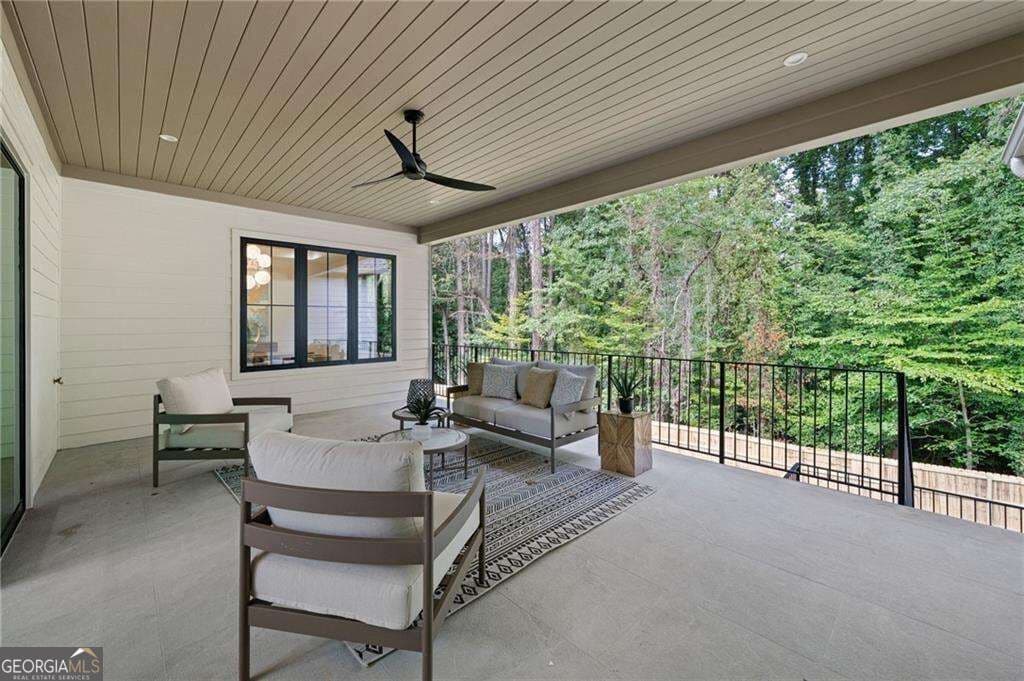 6 bedroom, 6.5 bathroom, 4,900 sq ft single family residence for sale at 4901 Cambridge Drive, Dunwoody, GA 30338 — photo 8