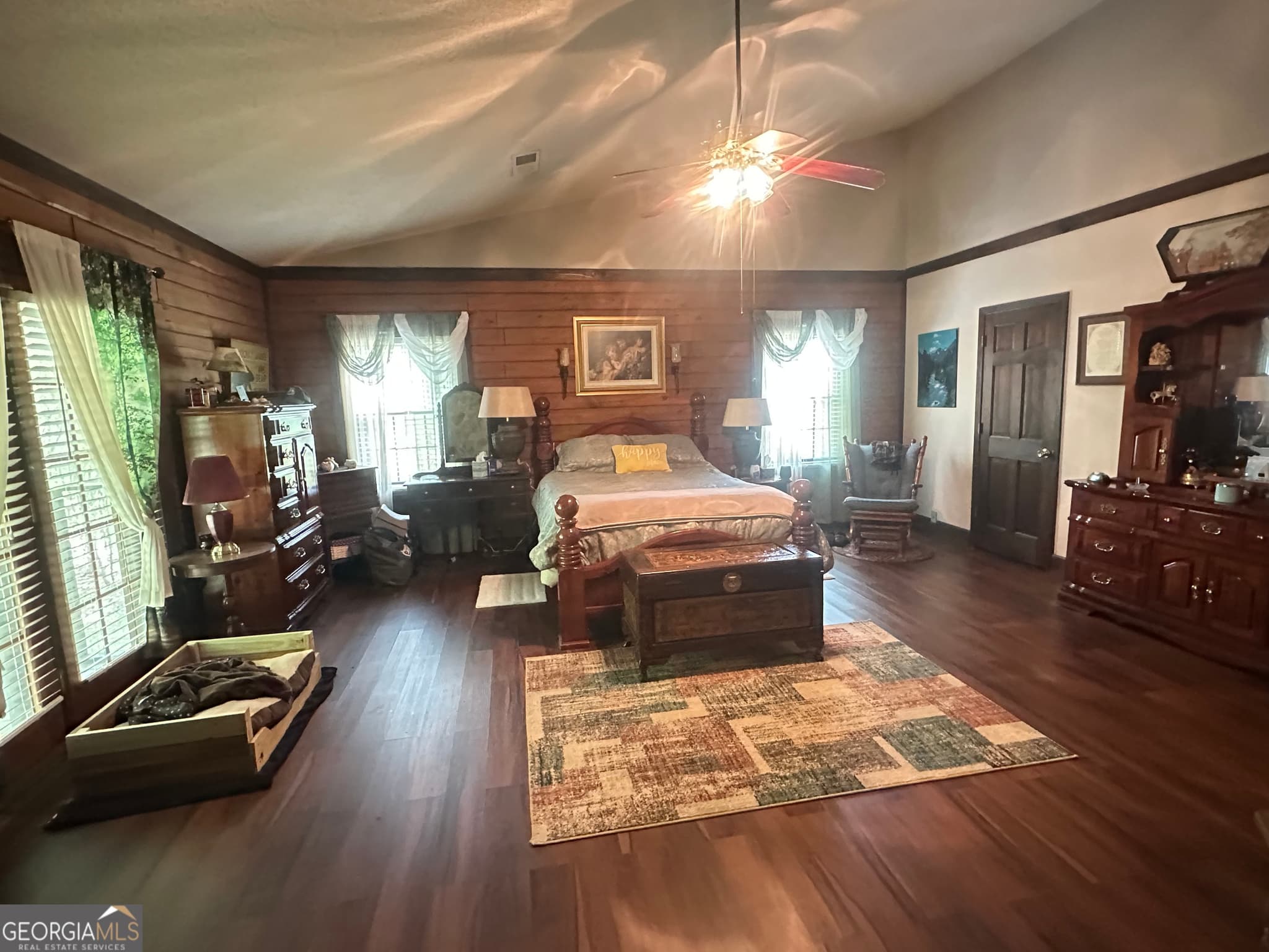 3 bedroom, 3 bathroom, 2,700 sq ft single family residence for sale at 10291 Whitehouse Parkway, Woodbury, GA 30293 — photo 4