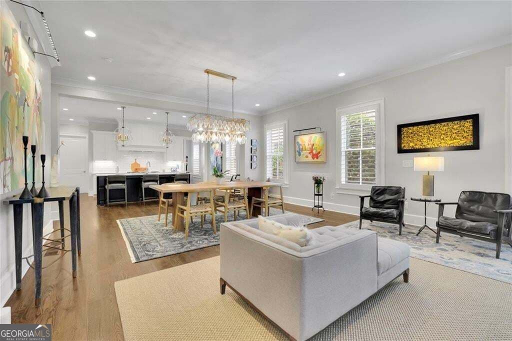 3 bedroom, 3.5 bathroom, 3,643 sq ft townhouse for sale at 150 Forrest Alley, Roswell, GA 30075 — photo 9