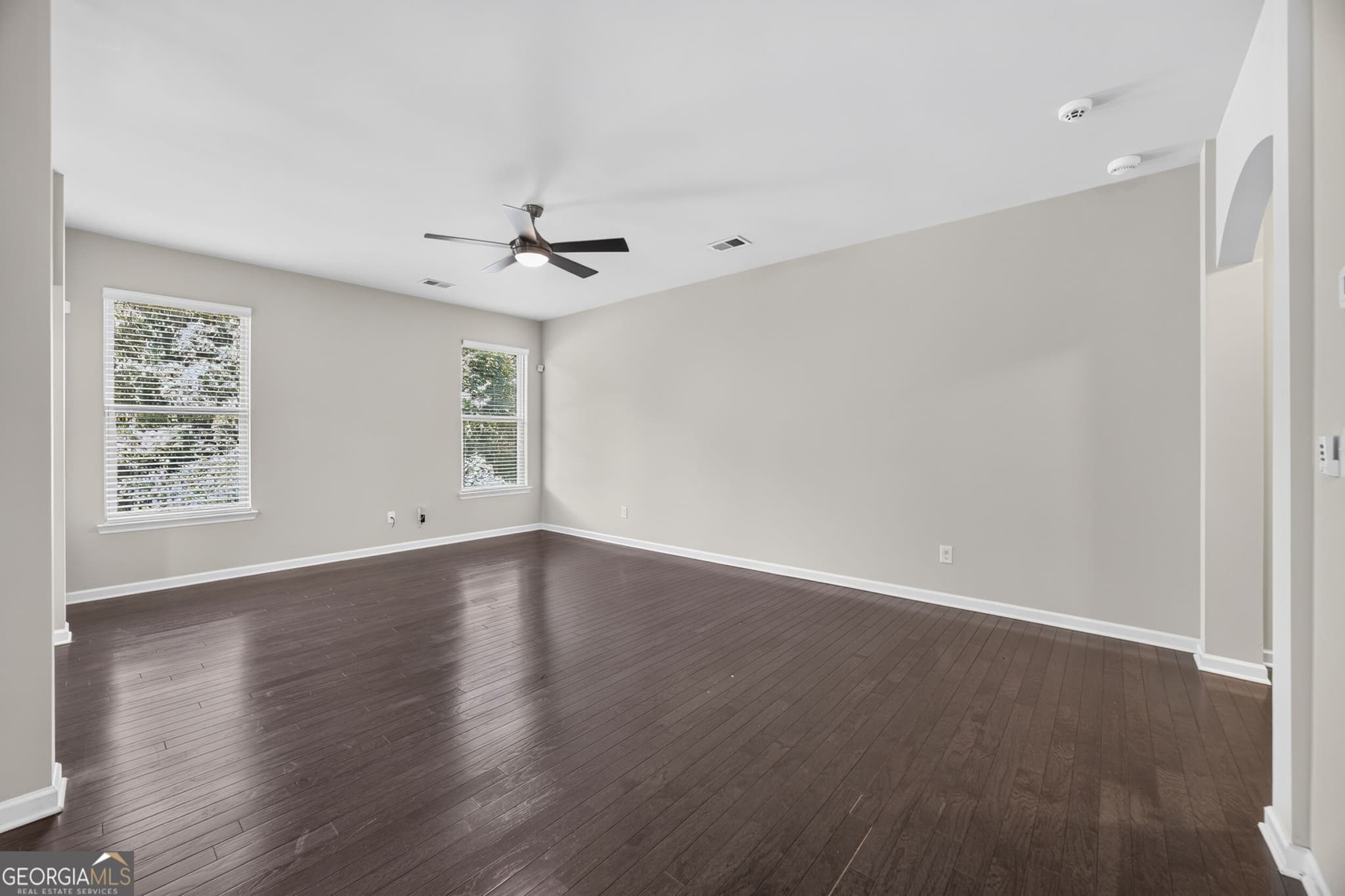 3 bedroom, 2.5 bathroom, 2,116 sq ft single family residence for sale at 7113 Creeksong Drive, Douglasville, GA 30134 — photo 6