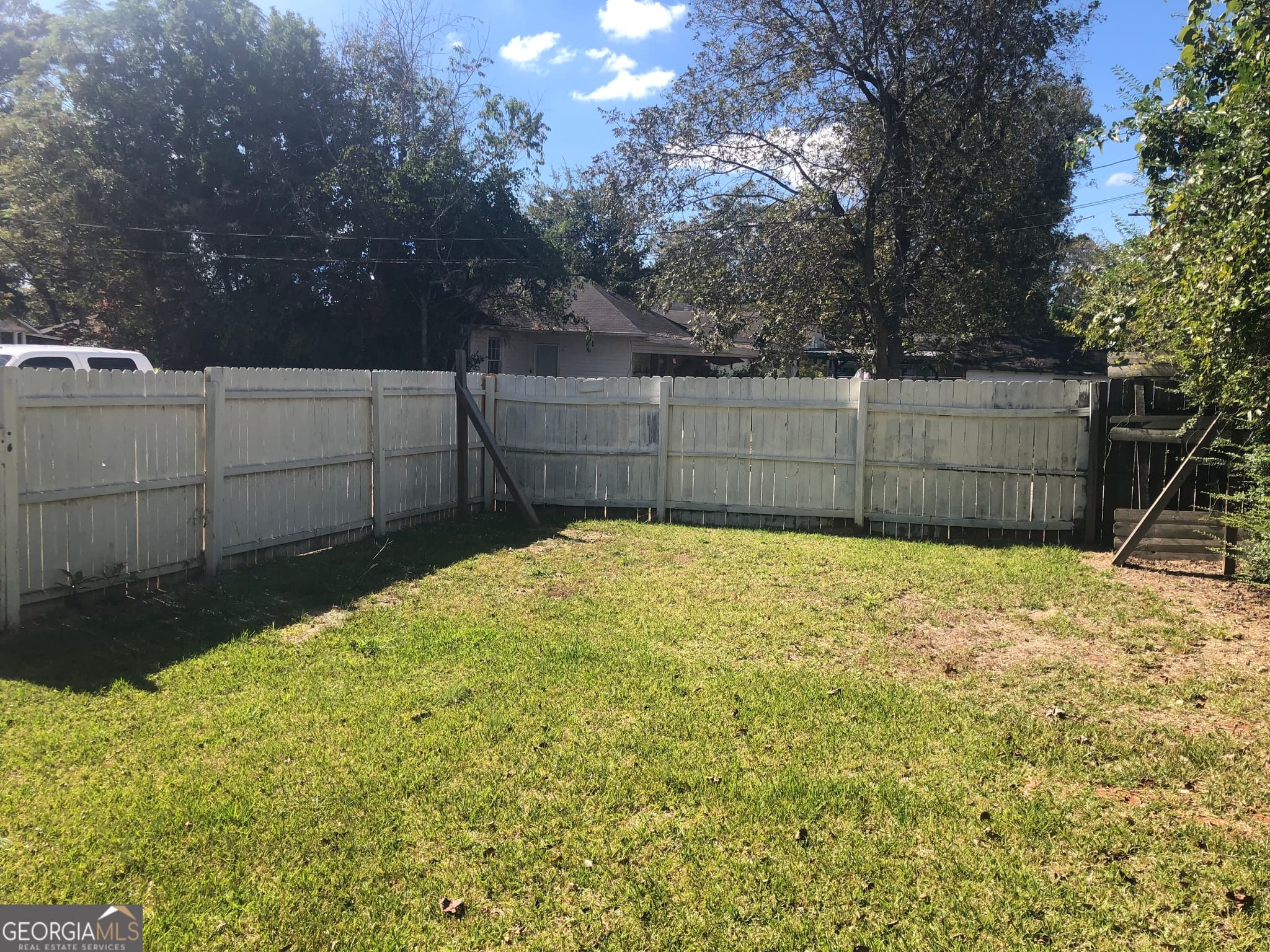 3 bedroom, 1 bathroom, 1,343 sq ft single family residence for sale at 300 Fourth Avenue, Thomaston, GA 30286 — photo 6