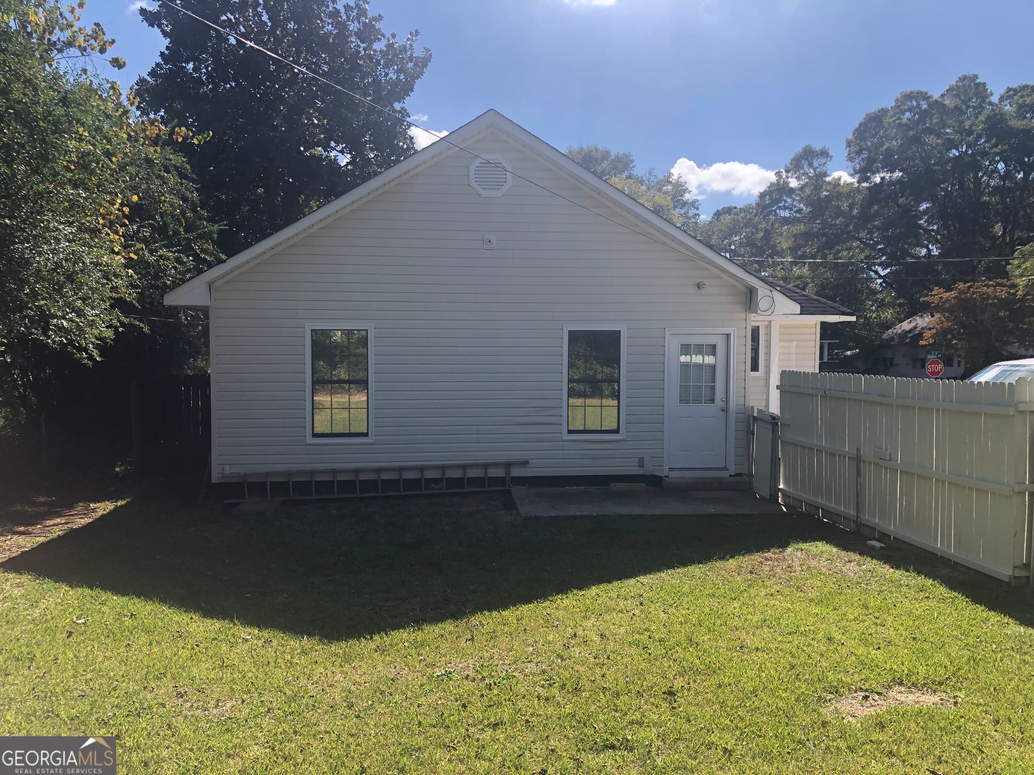 3 bedroom, 1 bathroom, 1,343 sq ft single family residence for sale at 300 Fourth Avenue, Thomaston, GA 30286 — photo 5