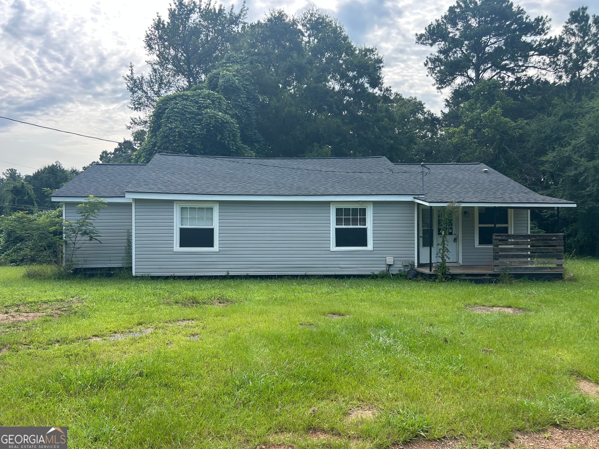 3 bedroom, 1.5 bathroom, 1,308 sq ft single family residence under contract at 134 Mauldin Road, Thomaston, GA 30286 — photo 2