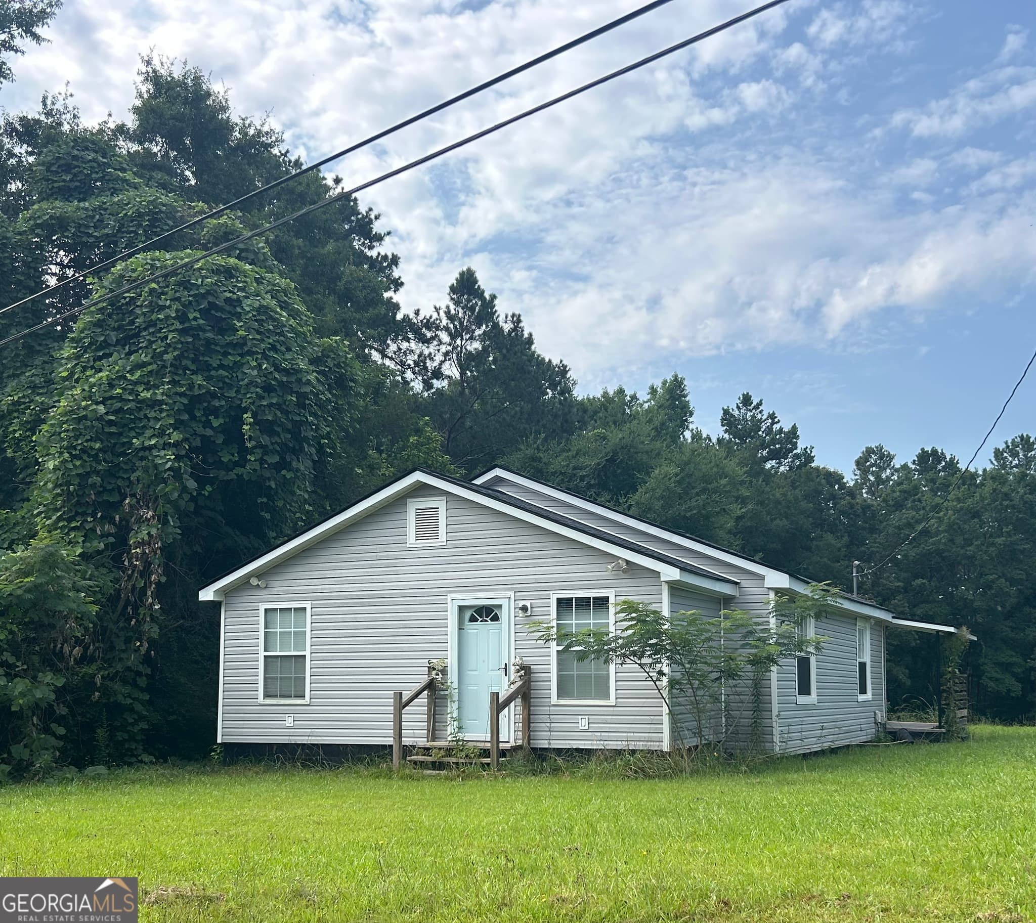 3 bedroom, 1.5 bathroom, 1,308 sq ft single family residence under contract at 134 Mauldin Road, Thomaston, GA 30286