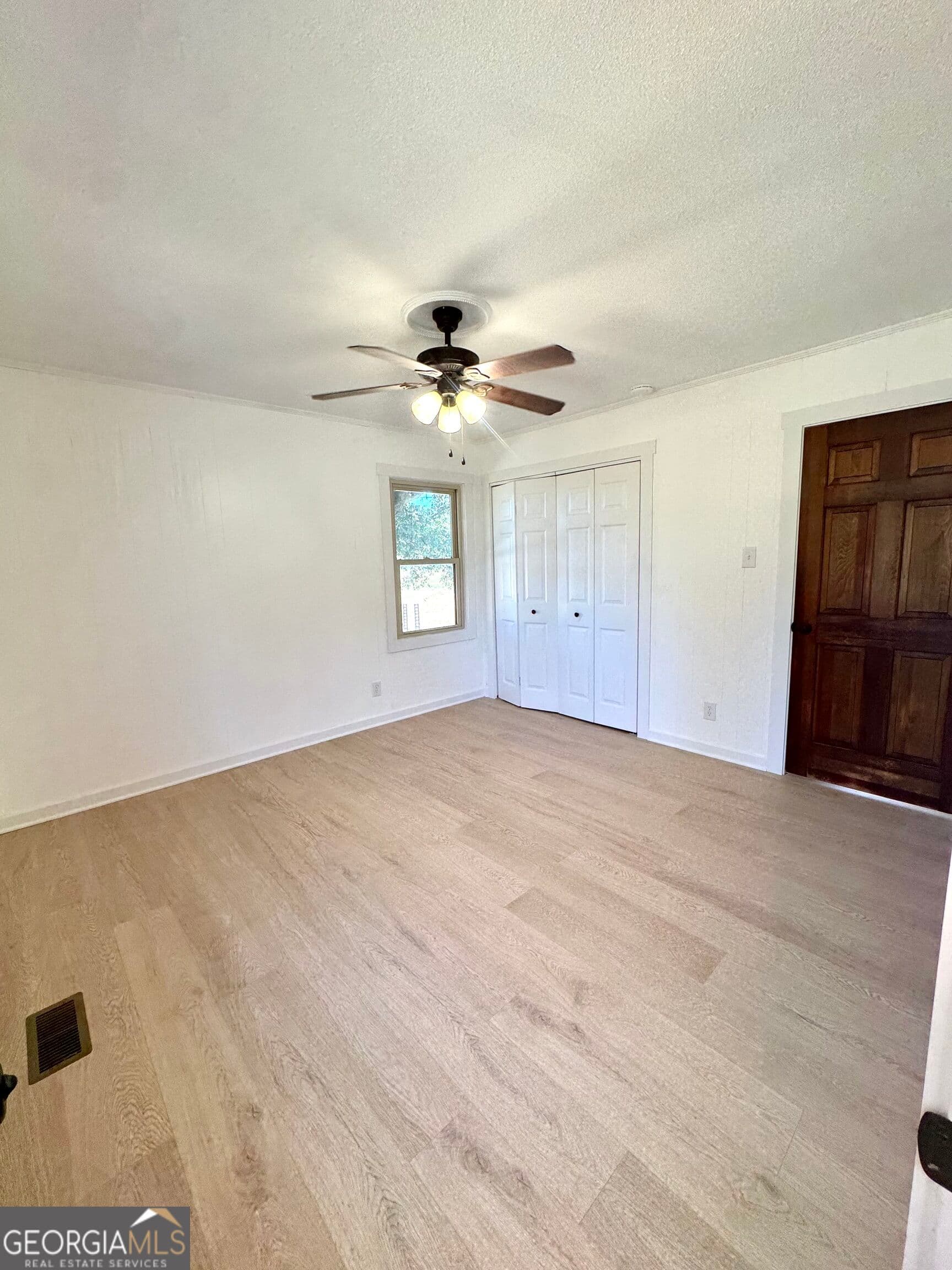 4 bedroom, 3 bathroom, 1,900 sq ft single family residence for rent at 510 Taylor Smith Road, Royston, GA 30662 for $1,900 a month — photo 7