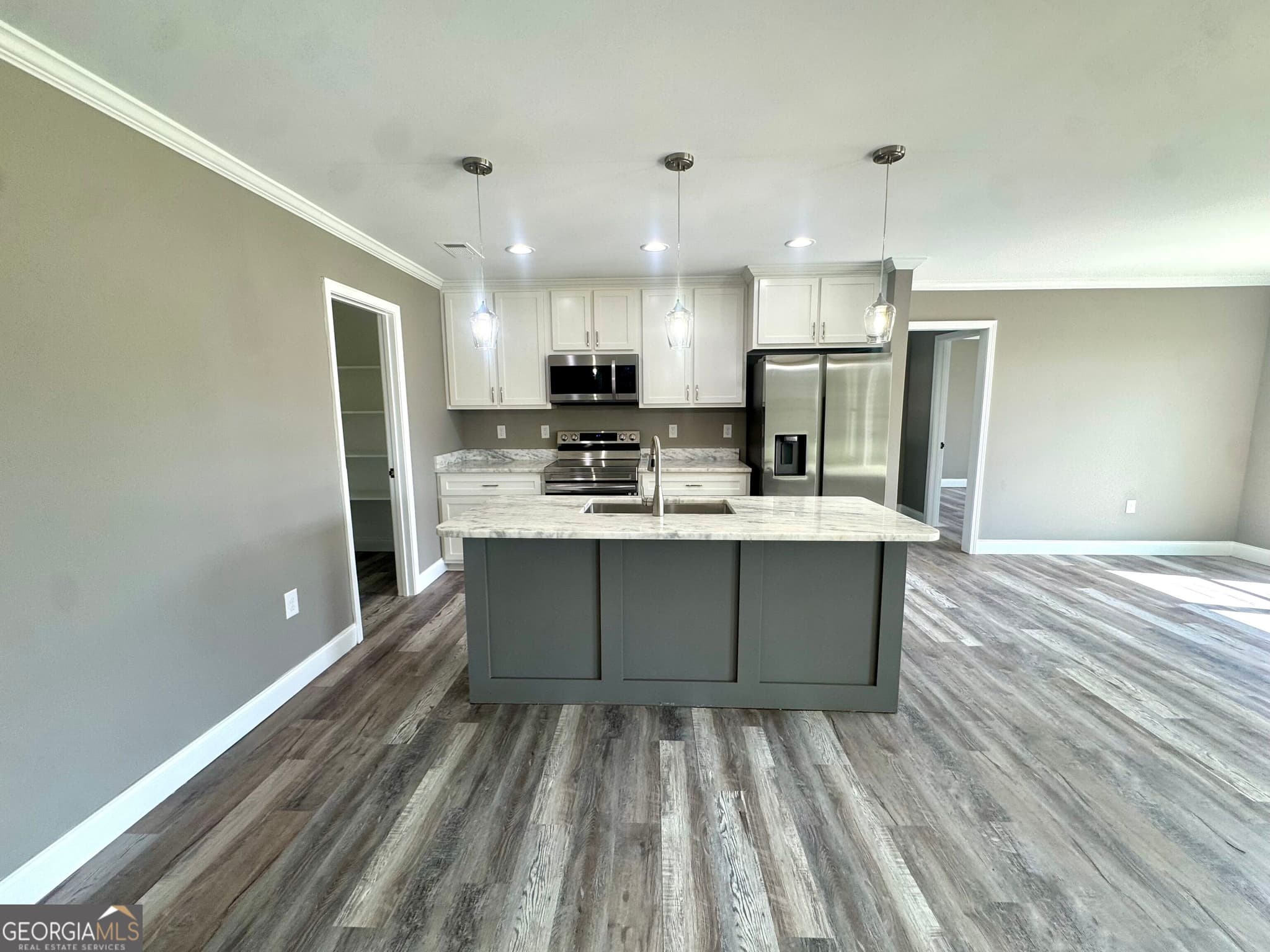 4 bedroom, 2 bathroom, 1,650 sq ft single family residence under contract at 1056 Field Street, Dudley, GA 31022 — photo 3