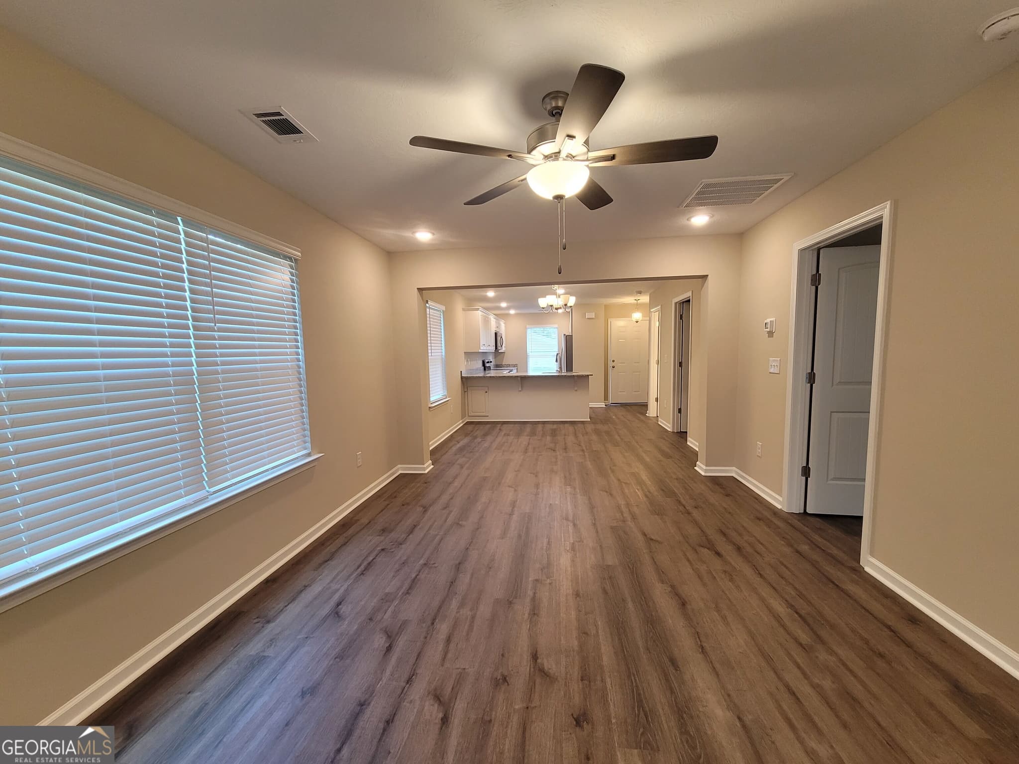 2 bedroom, 2 bathroom, 1,031 sq ft single family residence for sale at 539 Guill Street, Thomson, GA 30824 — photo 7