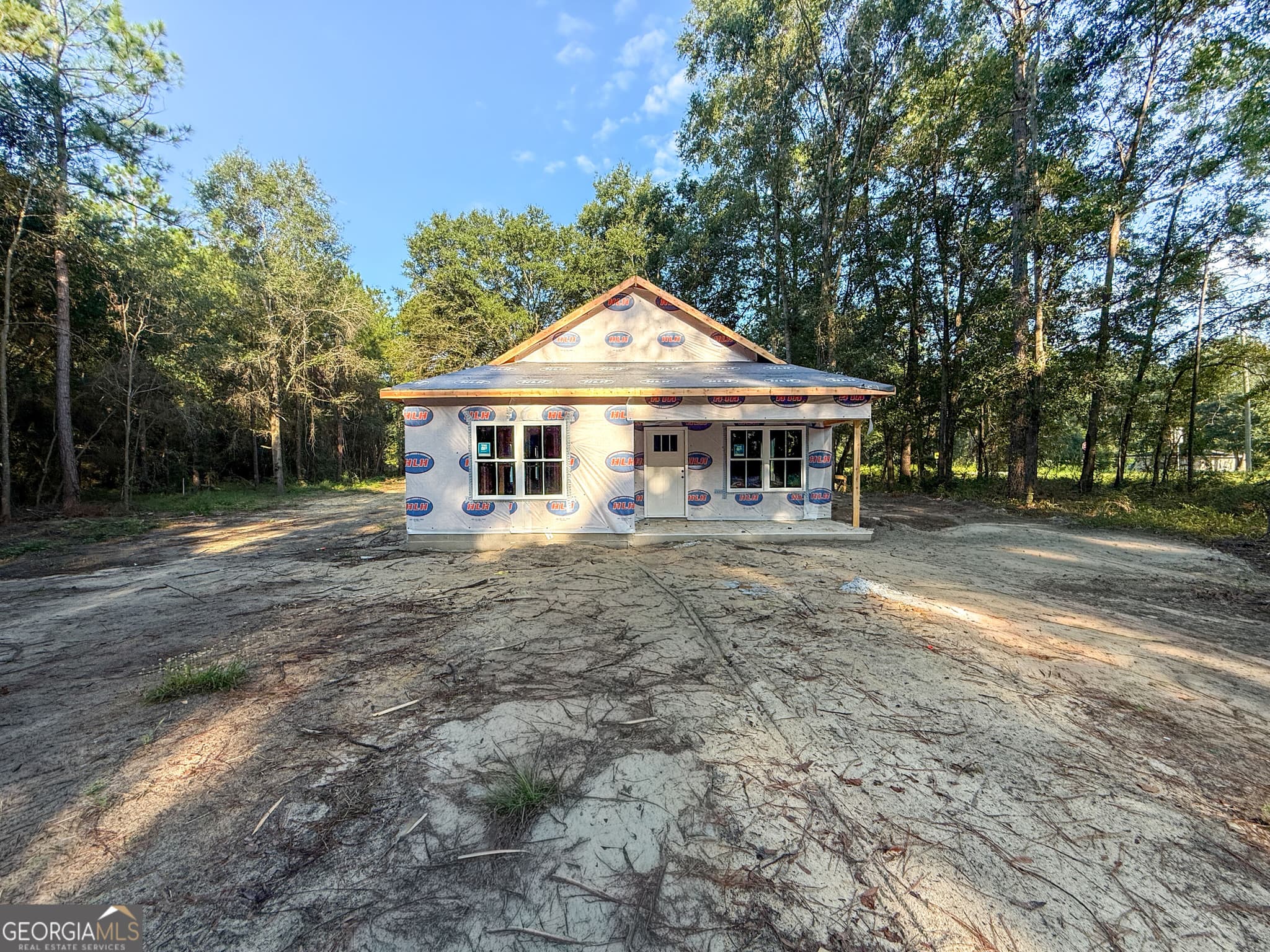 3 bedroom, 2 bathroom, 1,241 sq ft single family residence under contract at 56 Ellabell Loop Road, Ellabell, GA 31308