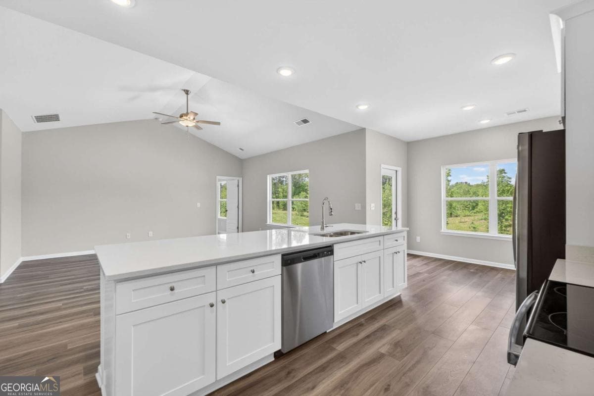 4 bedroom, 2.5 bathroom, 2,159 sq ft single family residence for sale at 4658 Hollingsworth Ferry Road LOT 2C, Franklin, GA 30217 — photo 10