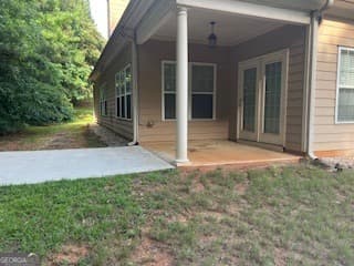 3 bedroom, 2.5 bathroom, 2,522 sq ft single family residence for sale at 1413 Manston Court, Conyers, GA 30013 — photo 3