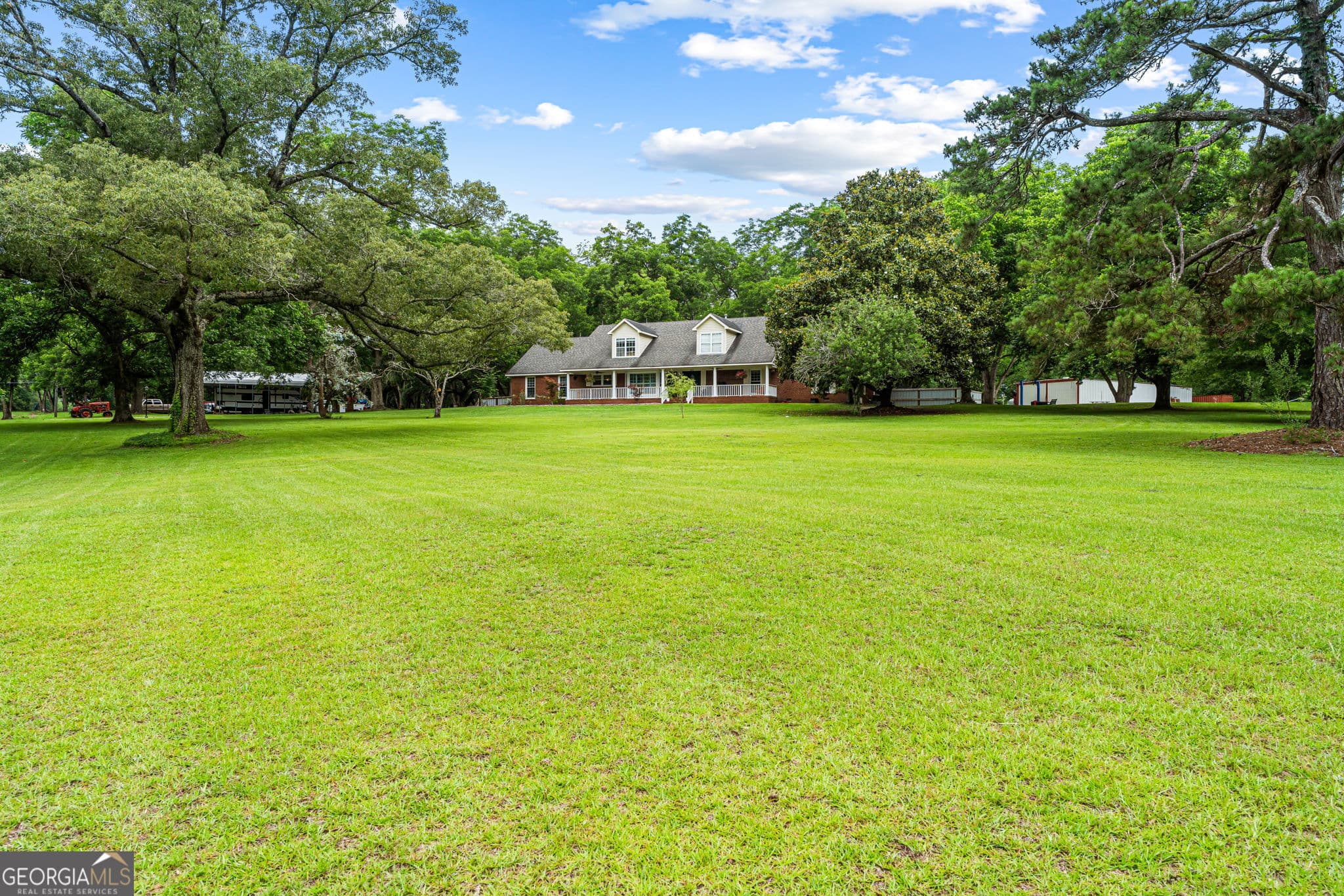6 bedroom, 4 bathroom, 4,328 sq ft single family residence for sale at 300 GA Highway 42, Byron, GA 31008 — photo 5