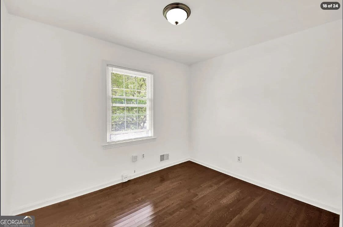 4 bedroom, 2 bathroom, 1,400 sq ft single family residence for rent at 2382 Dayron Circle, Marietta, GA 30062 for $2,200 a month — photo 2