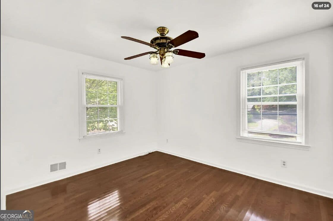 4 bedroom, 2 bathroom, 1,400 sq ft single family residence for rent at 2382 Dayron Circle, Marietta, GA 30062 for $2,200 a month — photo 4