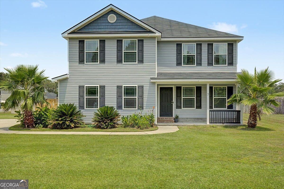 4 bedroom, 2.5 bathroom, 2,652 sq ft single family residence under contract at 7 NW Oxbow Drive, Ludowici, GA 31316