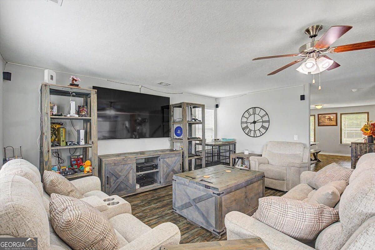 4 bedroom, 2.5 bathroom, 2,652 sq ft single family residence under contract at 7 NW Oxbow Drive, Ludowici, GA 31316 — photo 10