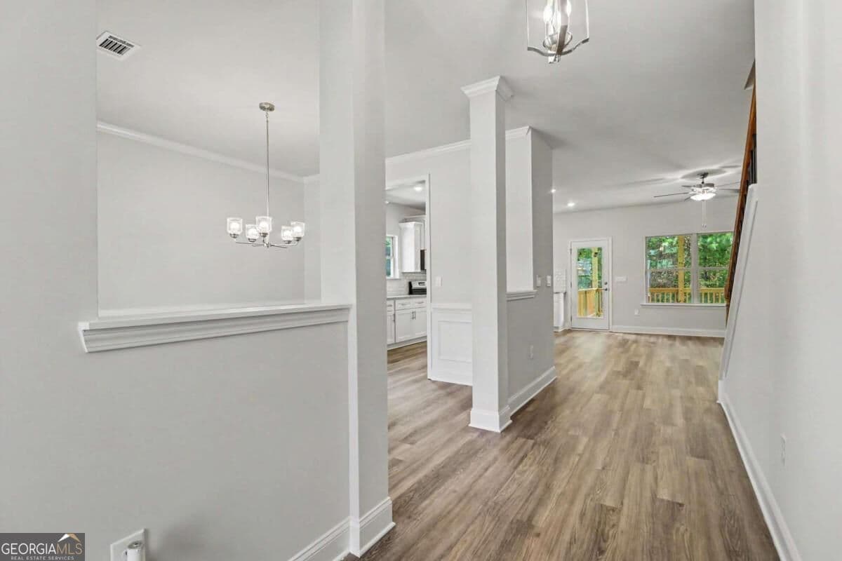 6 bedroom, 4.5 bathroom, 3,681 sq ft single family residence for sale at 426 Magnolia Grove Place, Cornelia, GA 30531 — photo 10