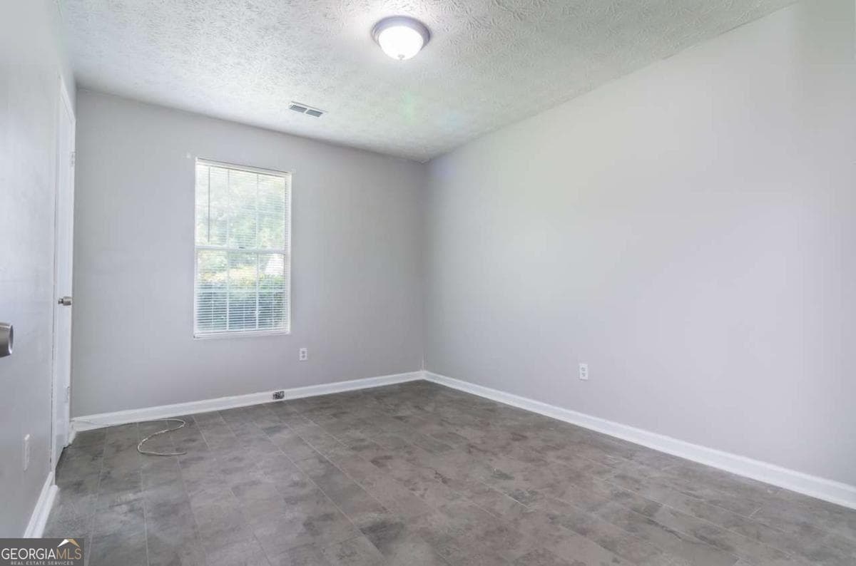 3 bedroom, 2 bathroom, 1,208 sq ft duplex for rent at 5437 Glen Haven Drive, Atlanta, GA 30349 for $1,500 a month — photo 9