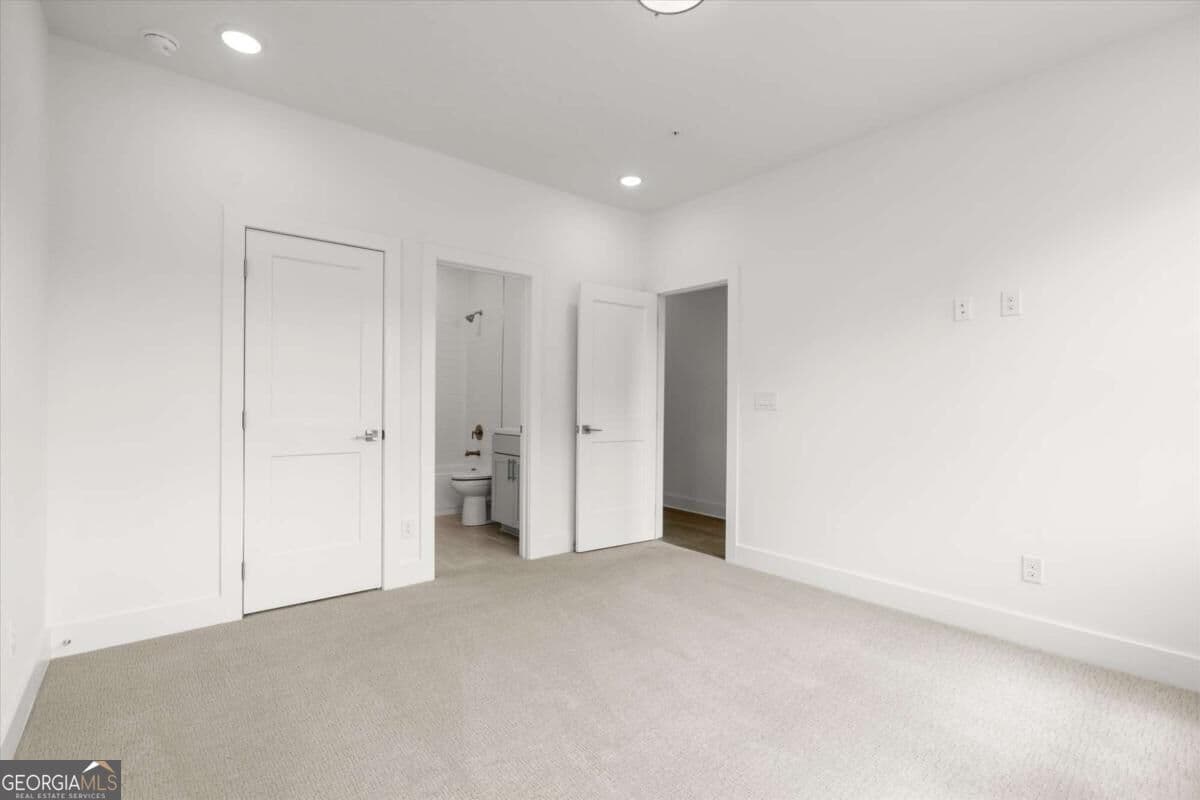 4 bedroom, 3.5 bathroom townhouse for sale at 433 Mezzo Lane 85, Alpharetta, GA 30009 — photo 5