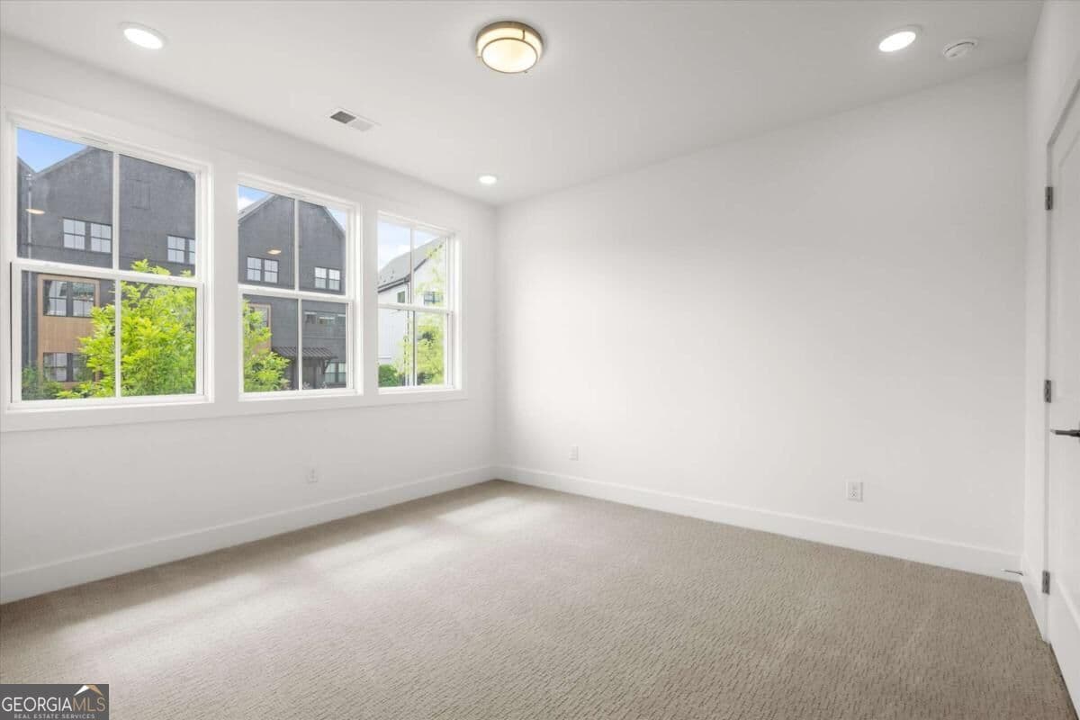 4 bedroom, 3.5 bathroom townhouse for sale at 433 Mezzo Lane 85, Alpharetta, GA 30009 — photo 4