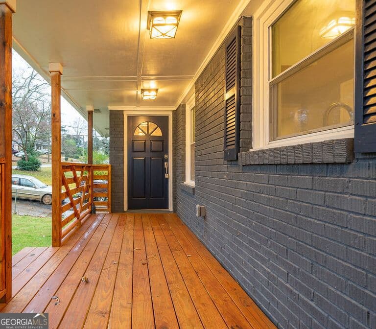 5 bedroom, 3 bathroom, 2,004 sq ft single family residence for sale at 2319 Beecher Road, Atlanta, GA 30311 — photo 2